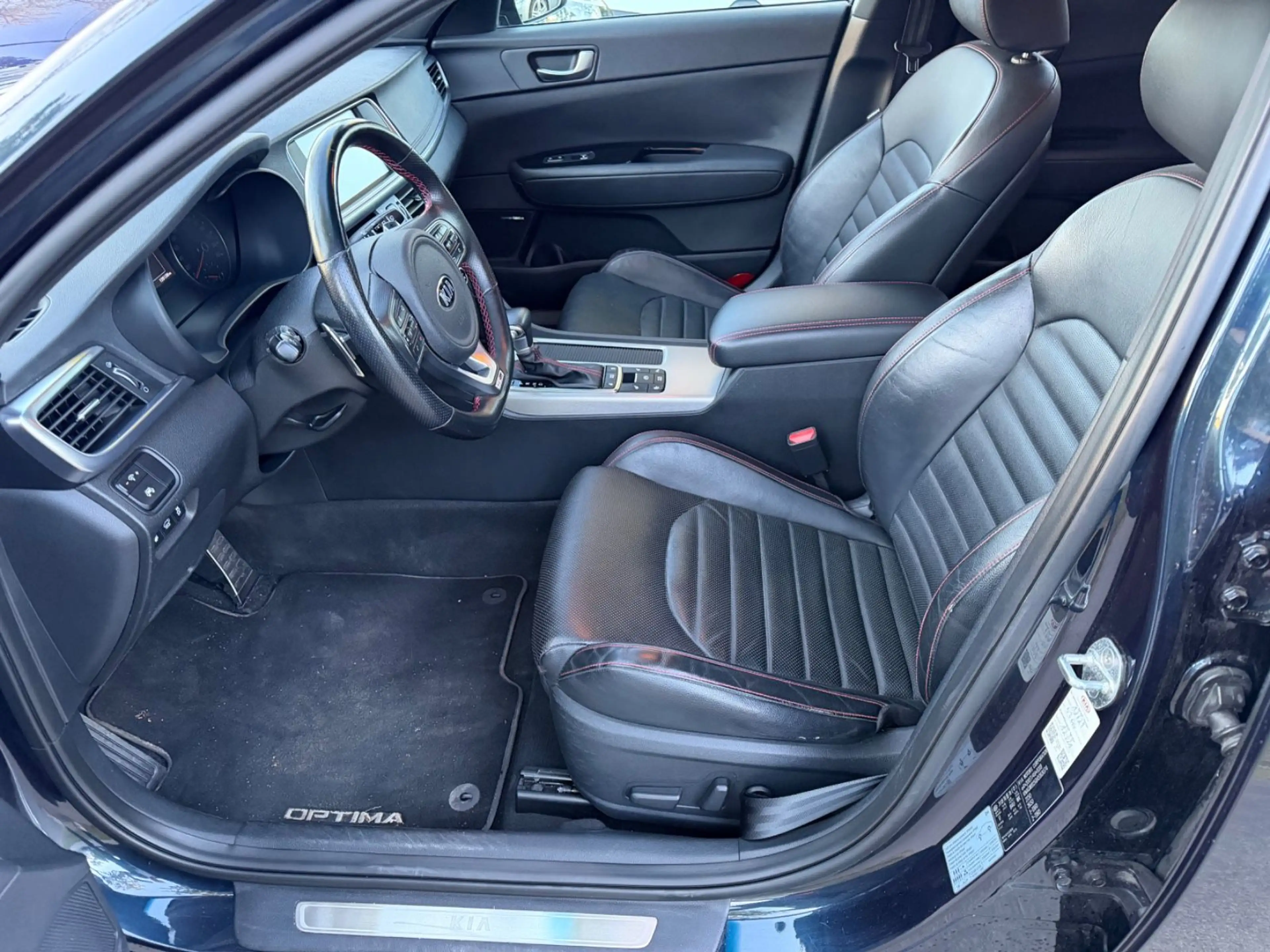 Kia Optima Sportswagon GT-Line — photo 11
