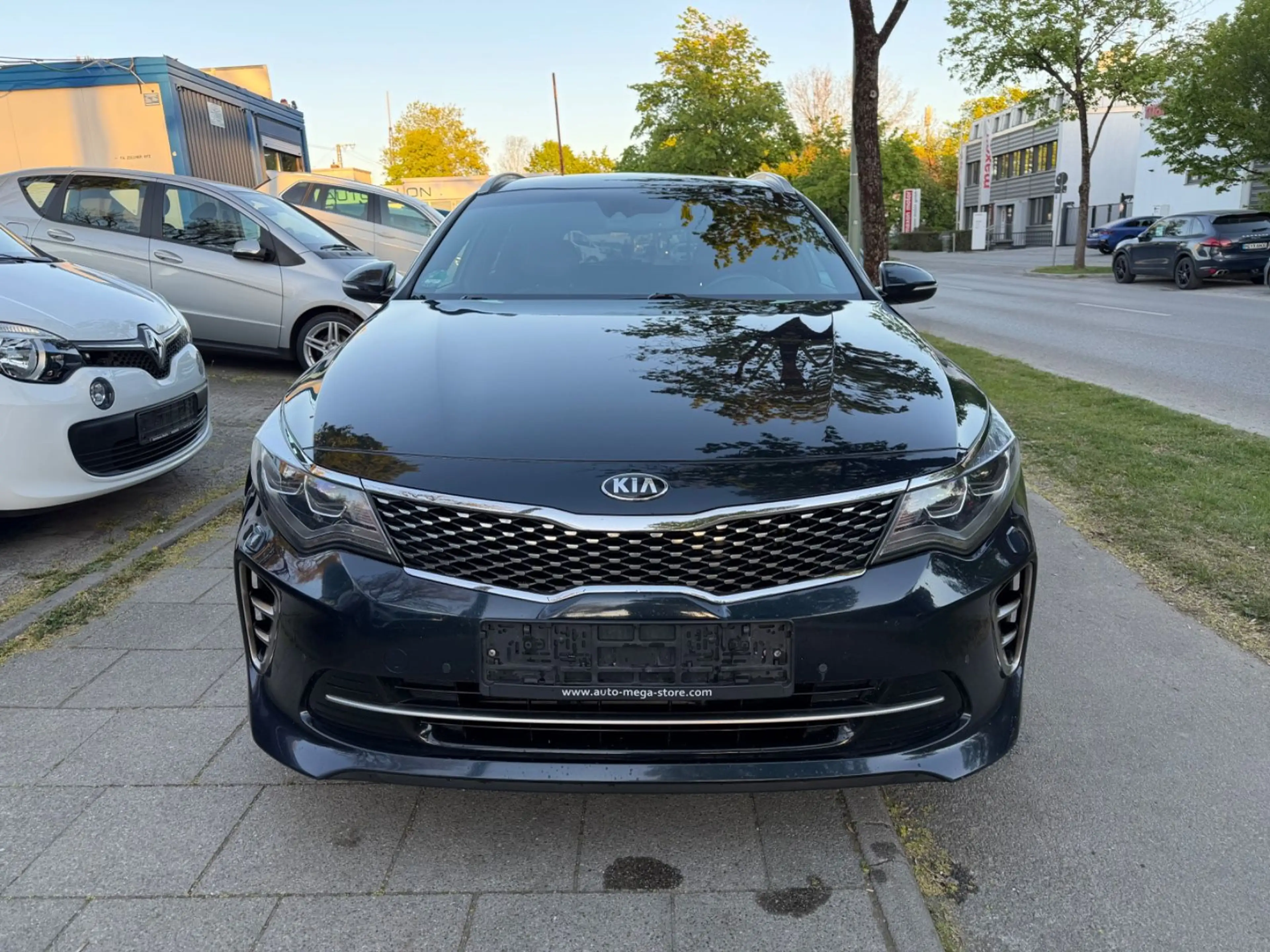 Kia Optima Sportswagon GT-Line — photo 2