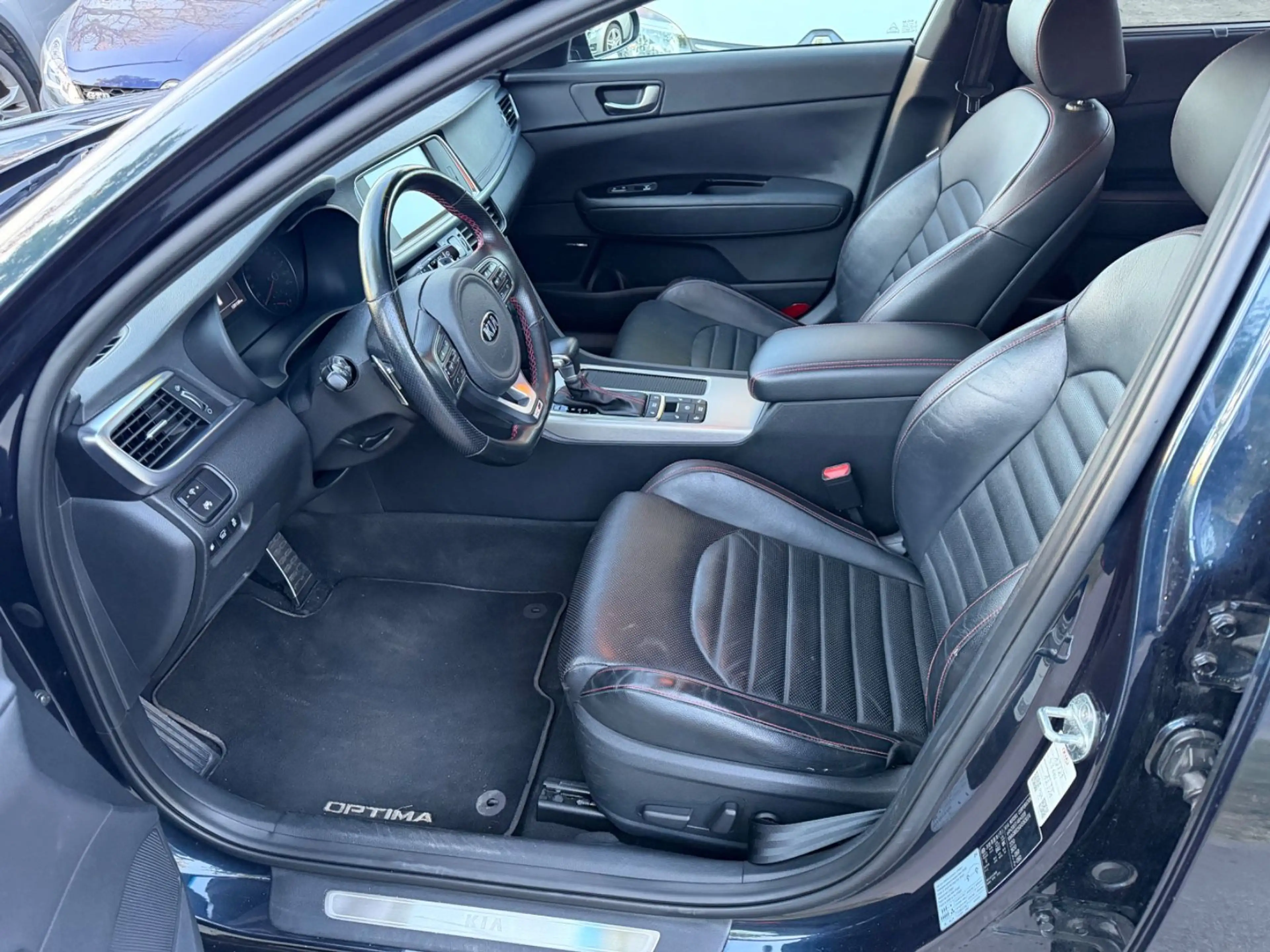 Kia Optima Sportswagon GT-Line — photo 13