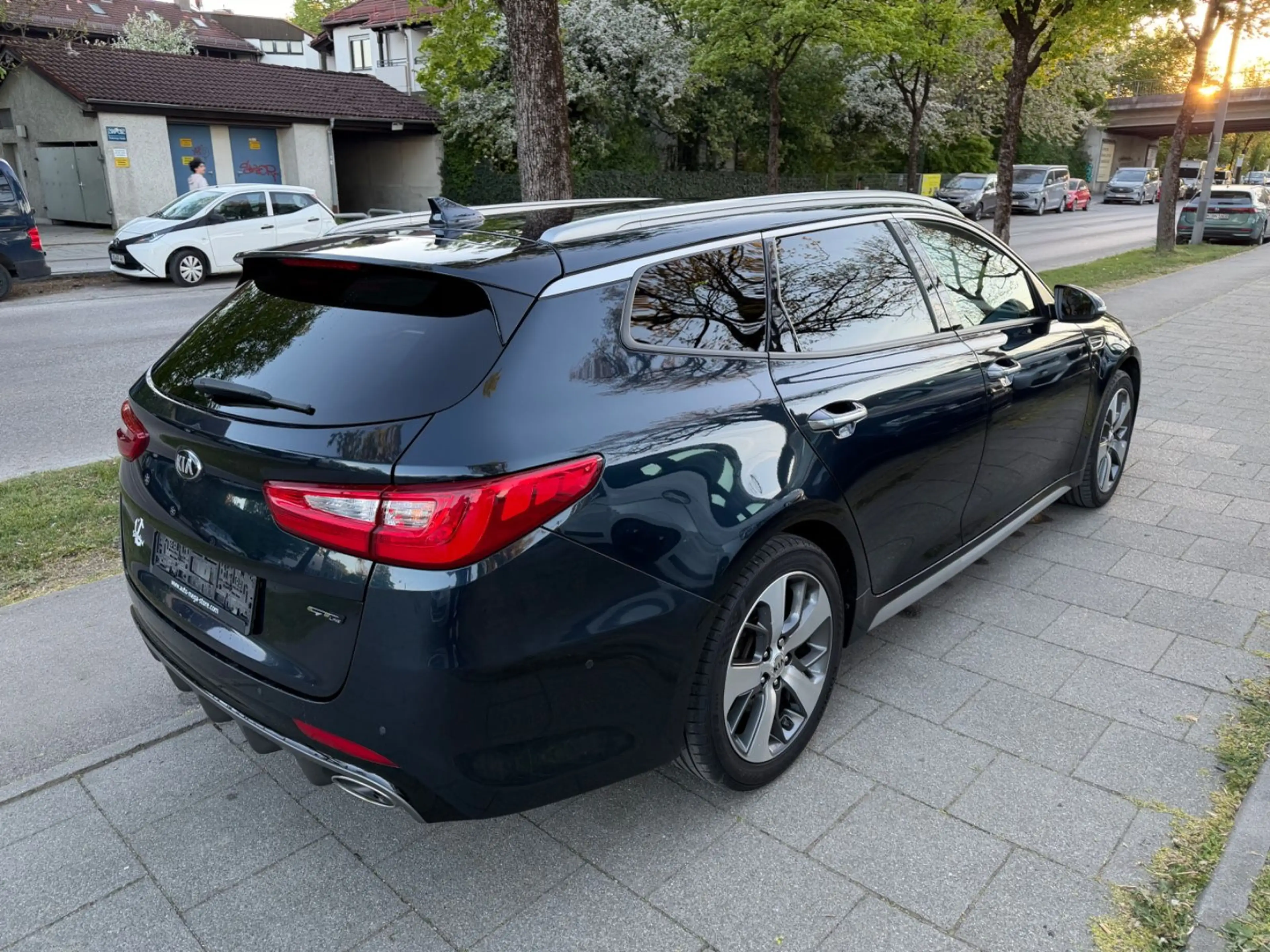 Kia Optima Sportswagon GT-Line — photo 6