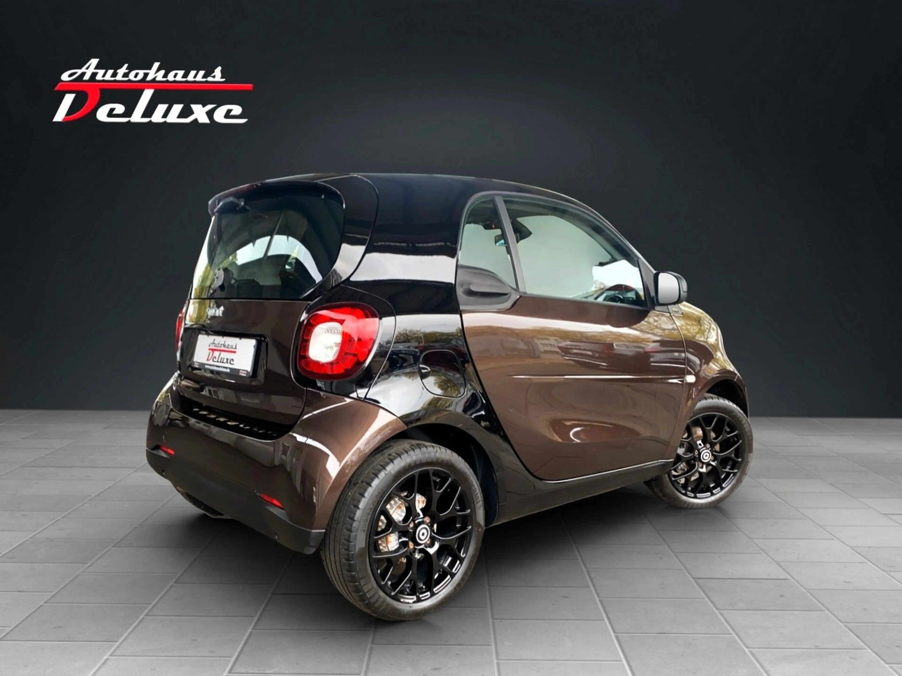 smart forTwo COUPE 90 PS NAVI-KAMERA-PANORAMA-PDC — photo 7