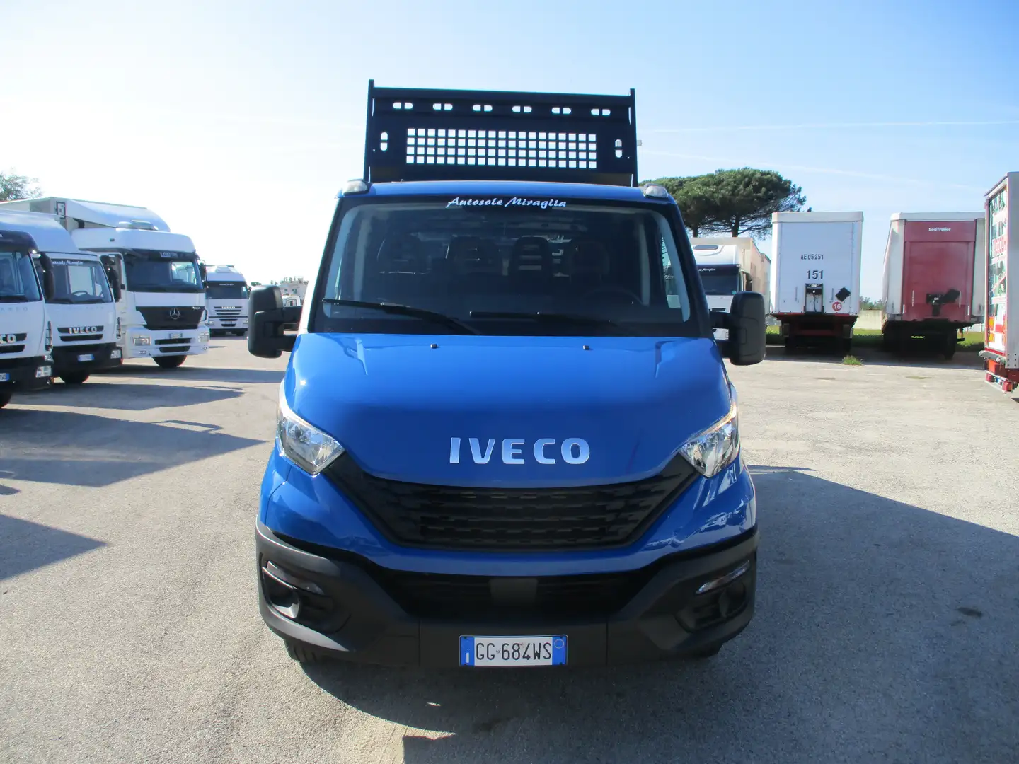 Iveco Daily 35C14 2.3 140CV EURO 6D DOPPIA CABINA RIBALTABILE Modrá - 2