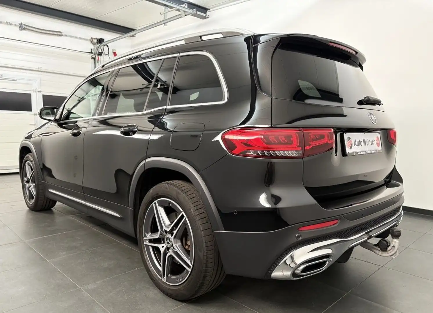 Mercedes-Benz GLB 200 d 8G-DCT AMG Line 7-Sitze+MBUX+R-Kam+AHK Schwarz - 2