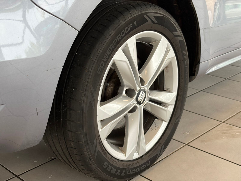 SEAT Alhambra 2.0 TDI Style · 7 Sitz · Kamera · AHK — photo 13
