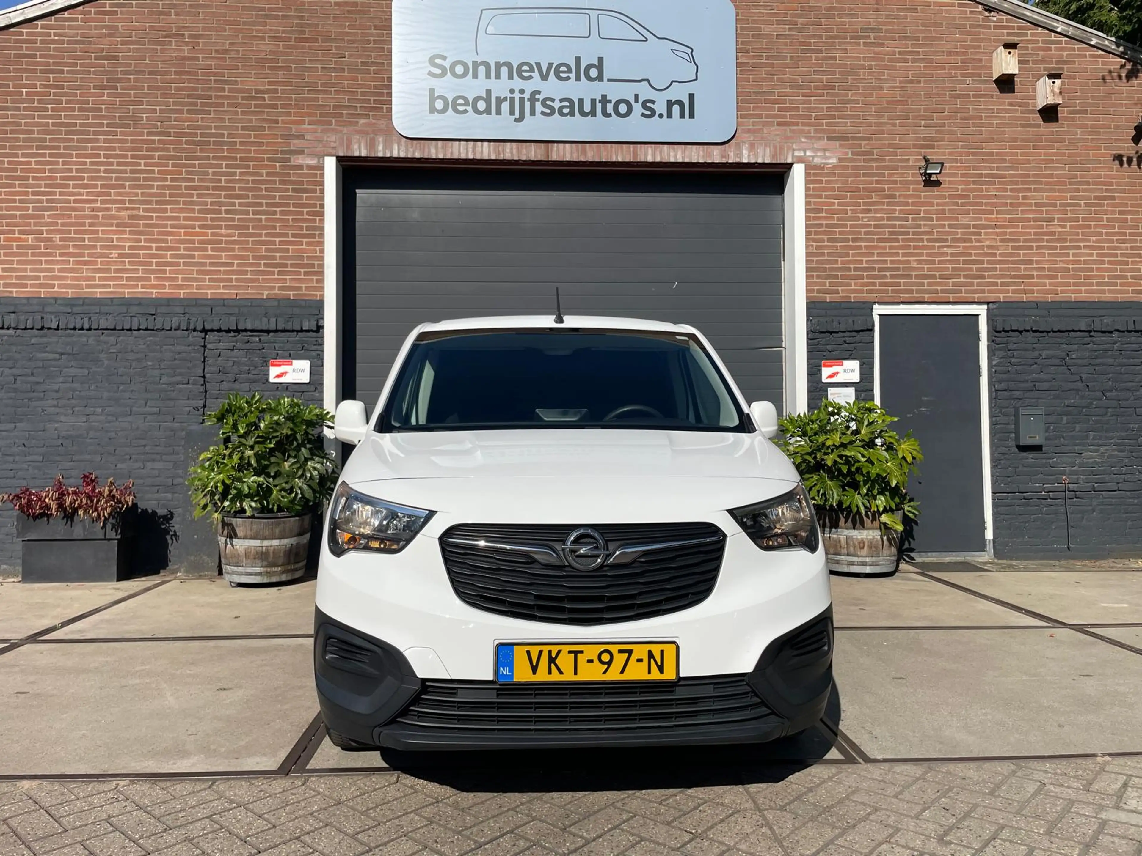 Opel Combo 1.5D L2H1 Edition EURO6 - grote beurt / nieuwe dis — photo 13