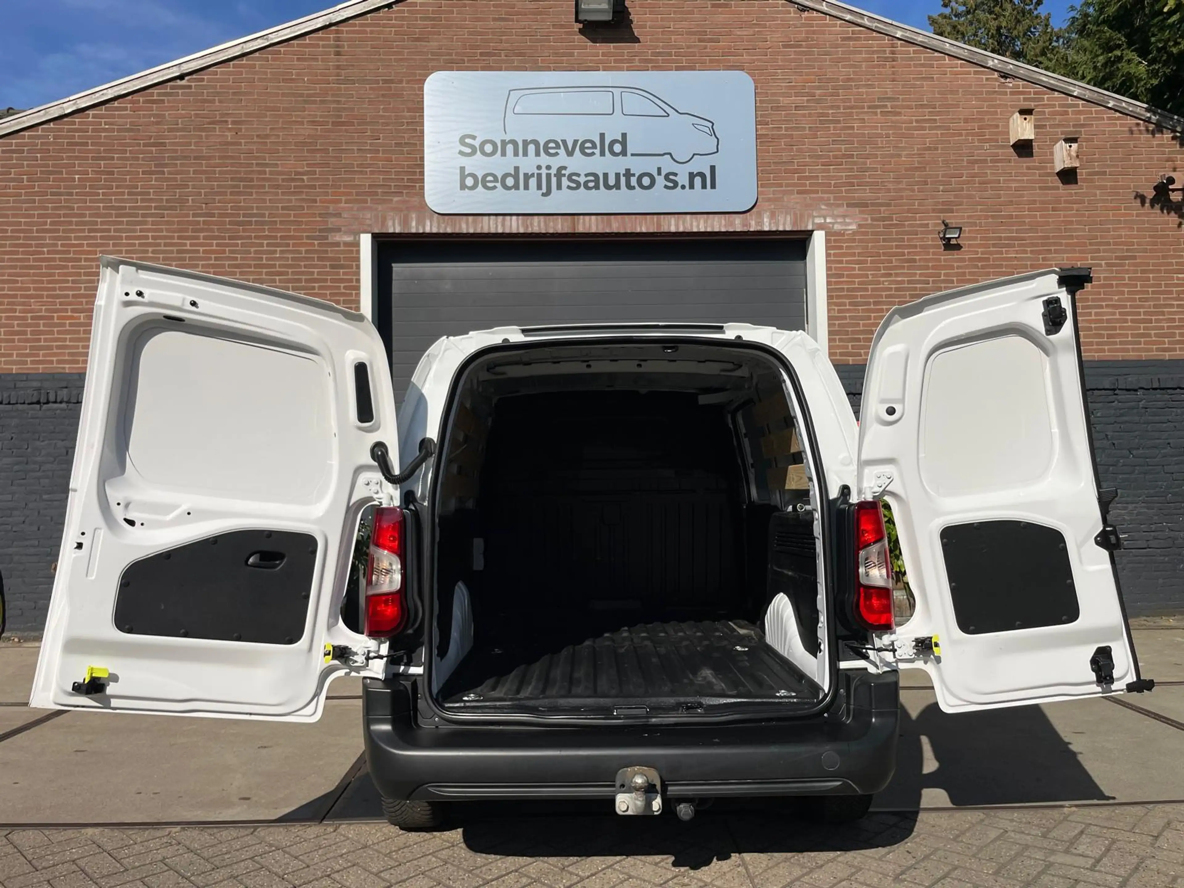 Opel Combo 1.5D L2H1 Edition EURO6 - grote beurt / nieuwe dis — photo 8