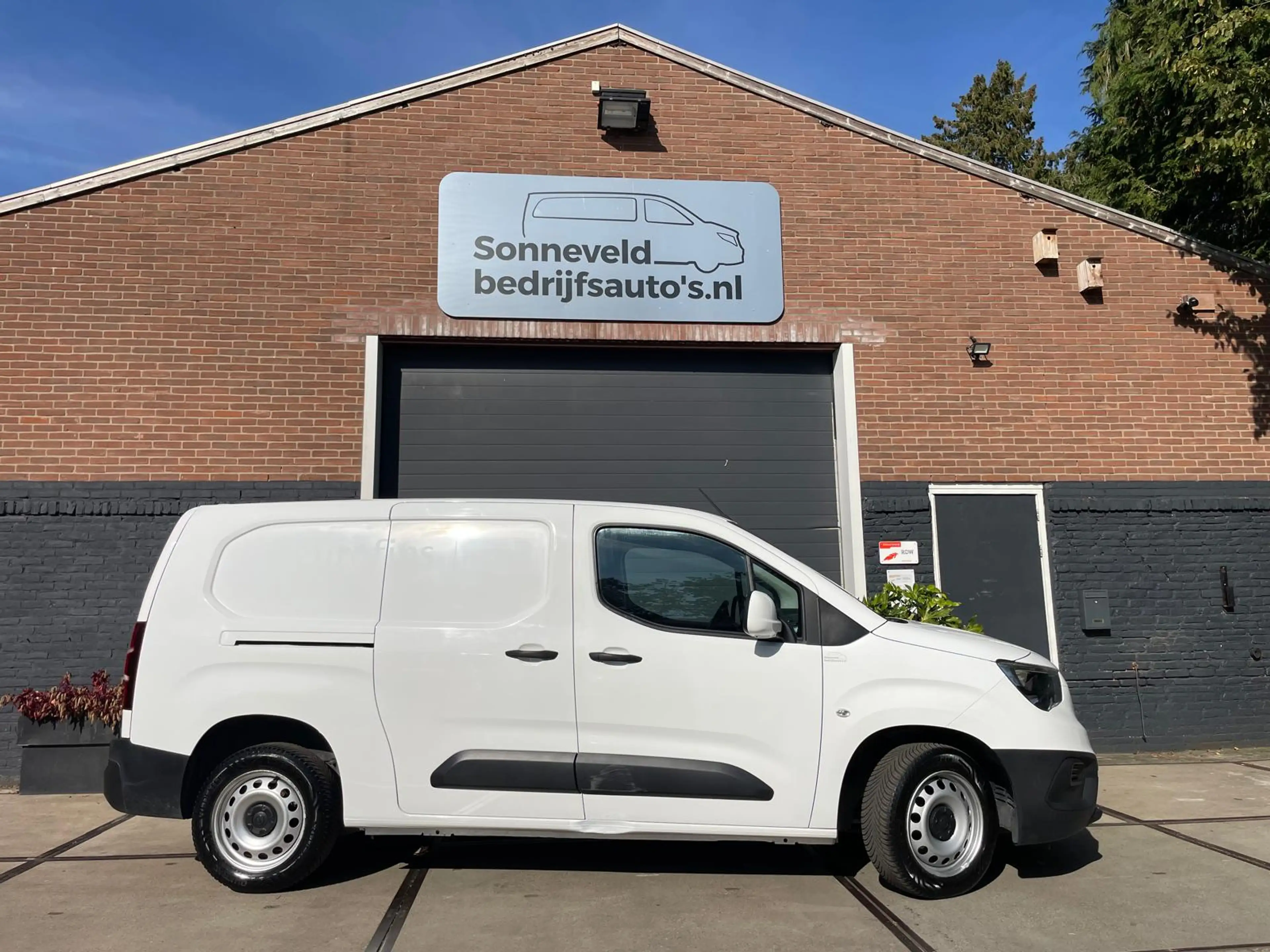 Opel Combo 1.5D L2H1 Edition EURO6 - grote beurt / nieuwe dis — photo 7