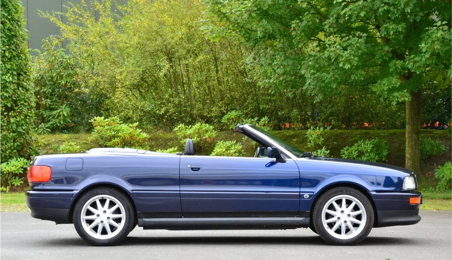 Audi 80 2.6 Bleu - 1