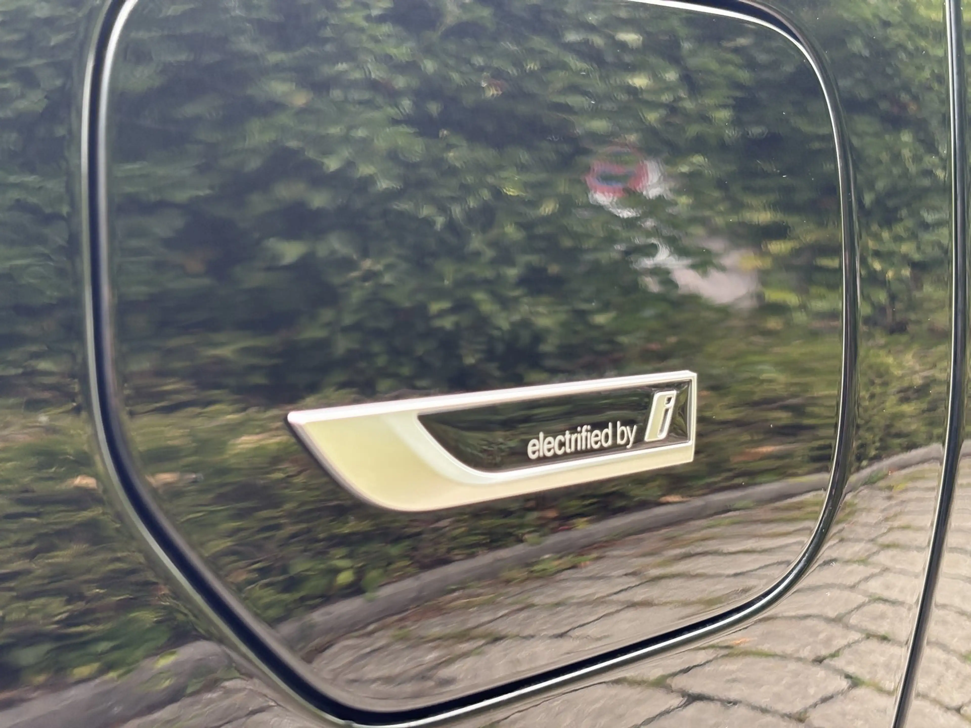 BMW 330 e M Sport SHZ Park-Assist RKam Inno — photo 10