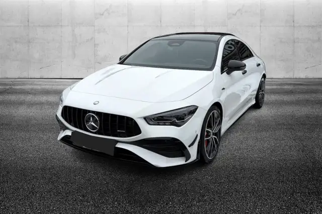 Mercedes-Benz CLA 35 AMG 4Matic