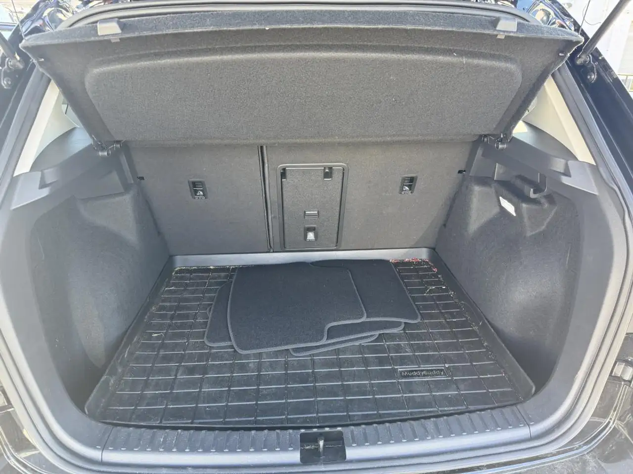 Volkswagen Taos снимка Volkswagen Taos