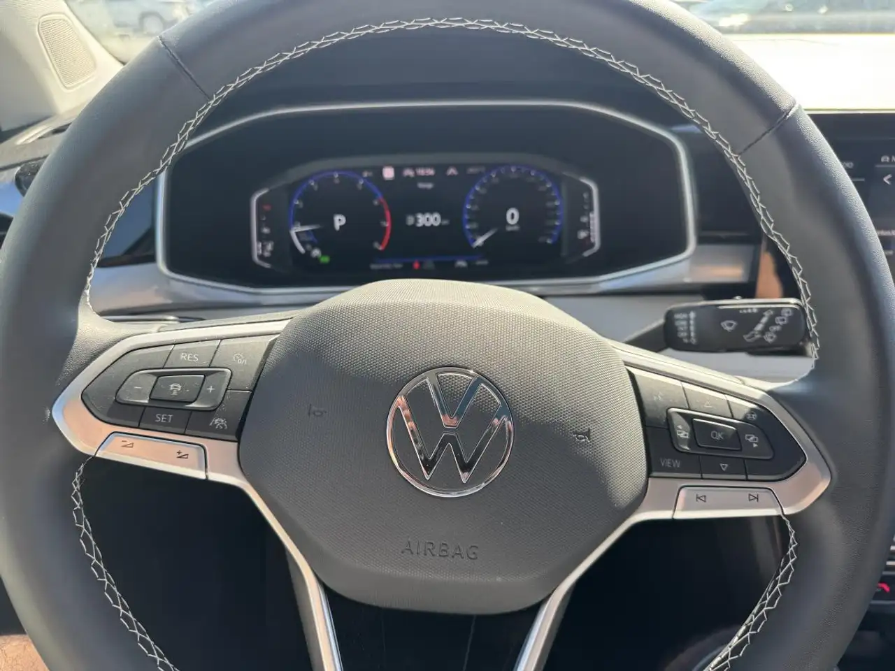 Volkswagen Taos снимка Volkswagen Taos