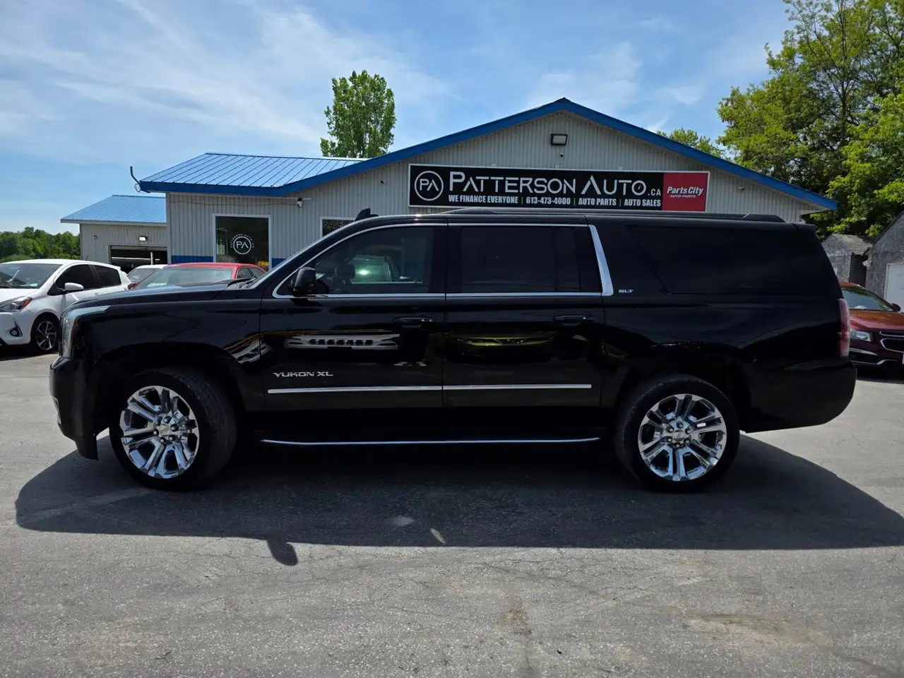 GMC Yukon снимка GMC Yukon