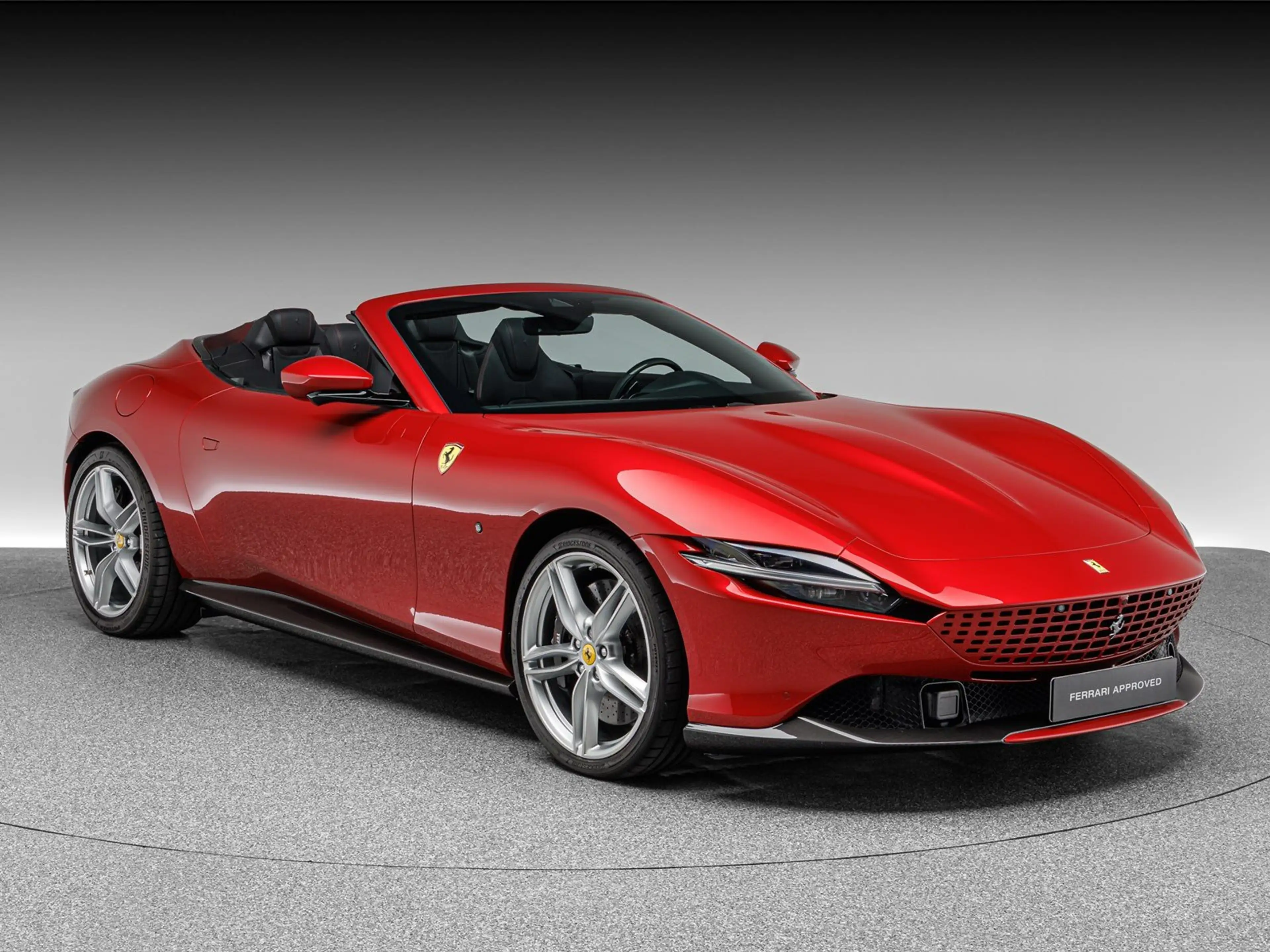 Ferrari Roma Spider — photo 9