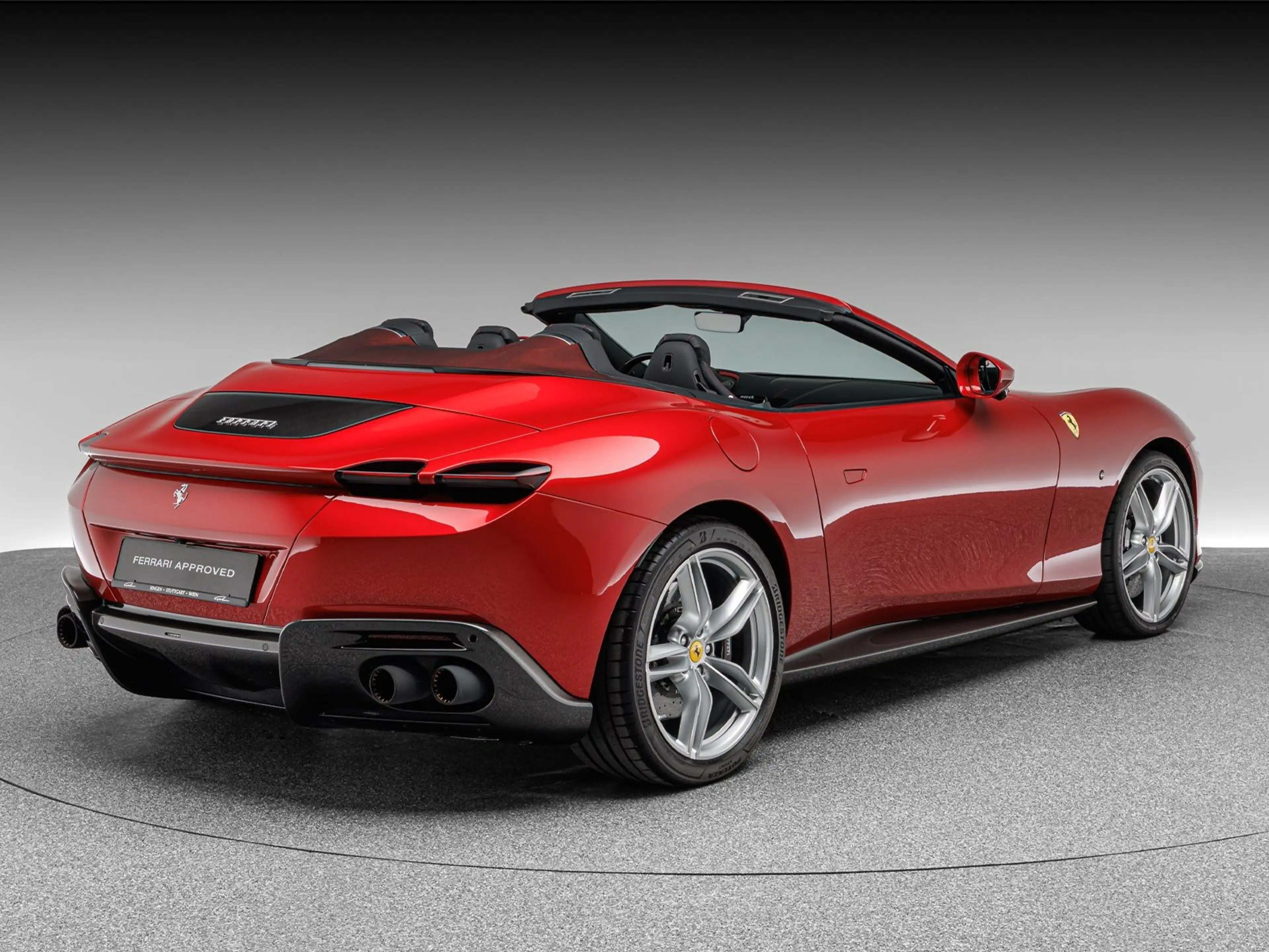 Ferrari Roma Spider — photo 7