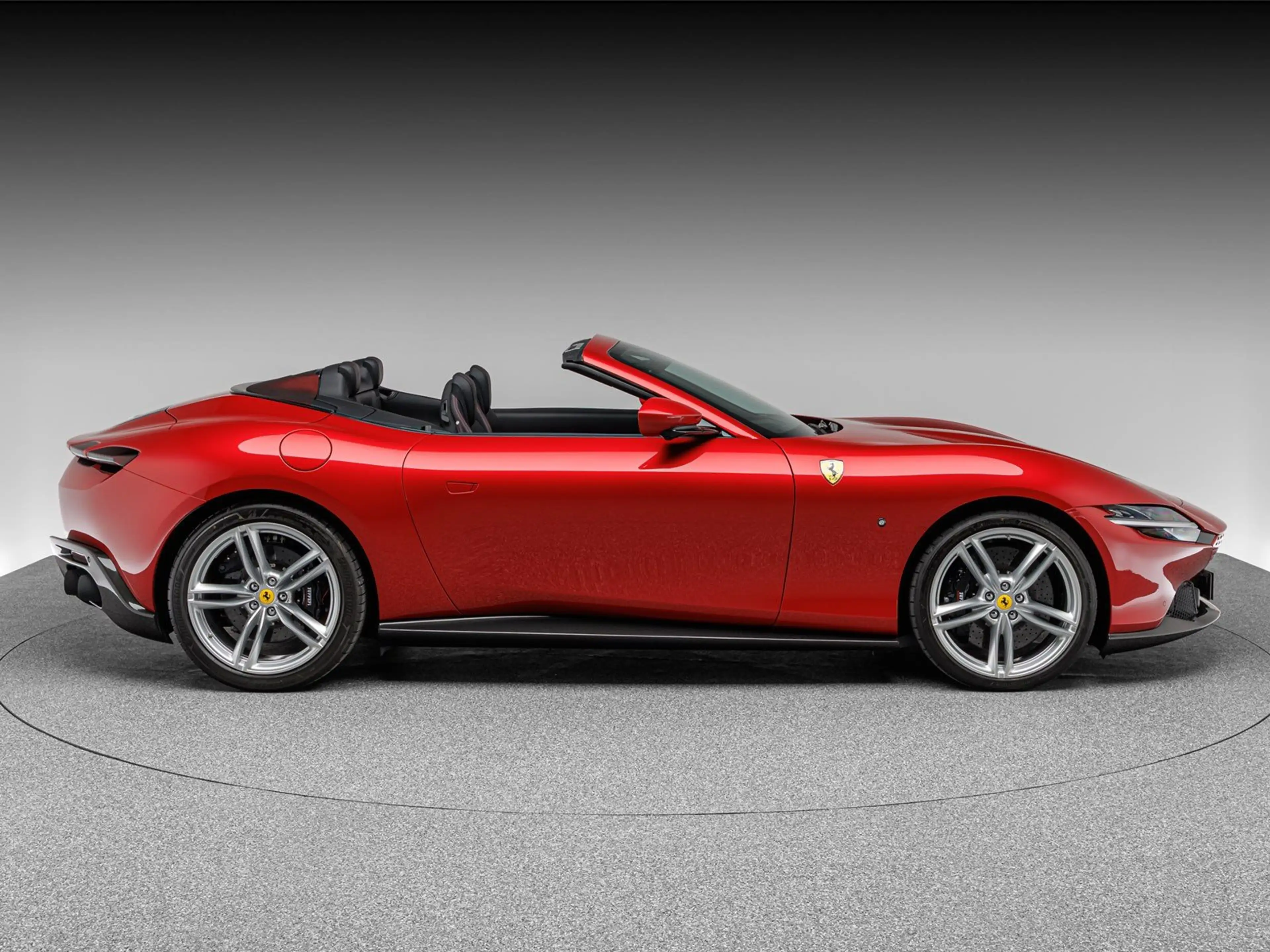 Ferrari Roma Spider — photo 8