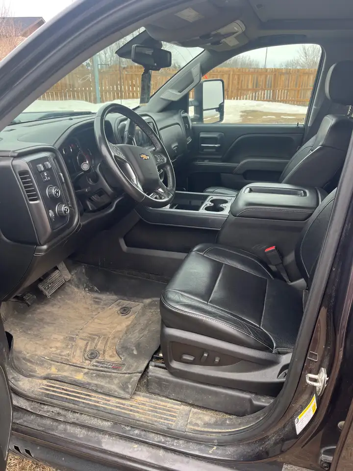 Chevrolet Silverado 1500 снимка Chevrolet Silverado 1500