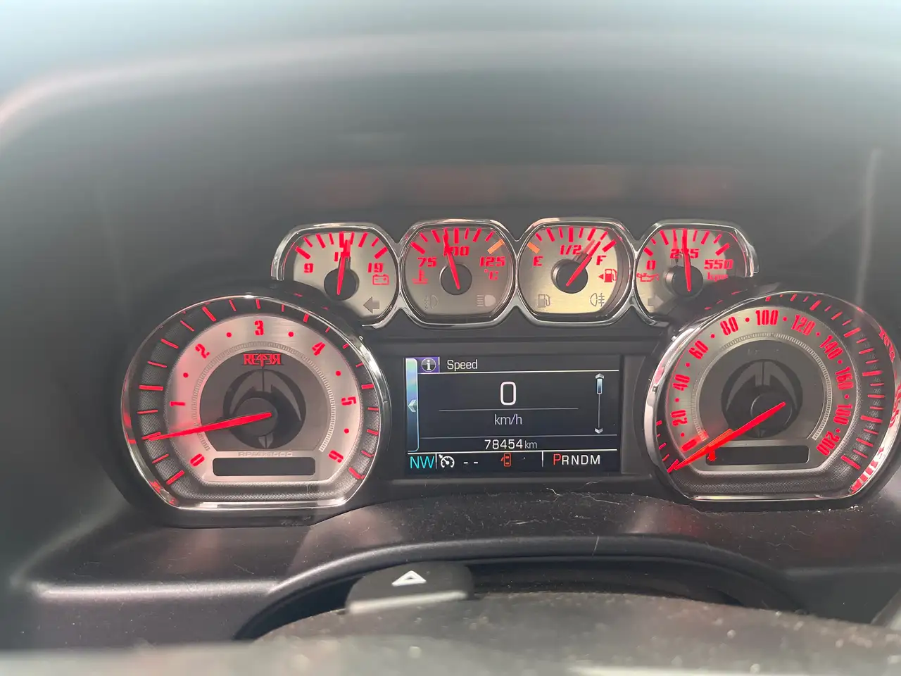 Chevrolet Silverado 1500 снимка Chevrolet Silverado 1500