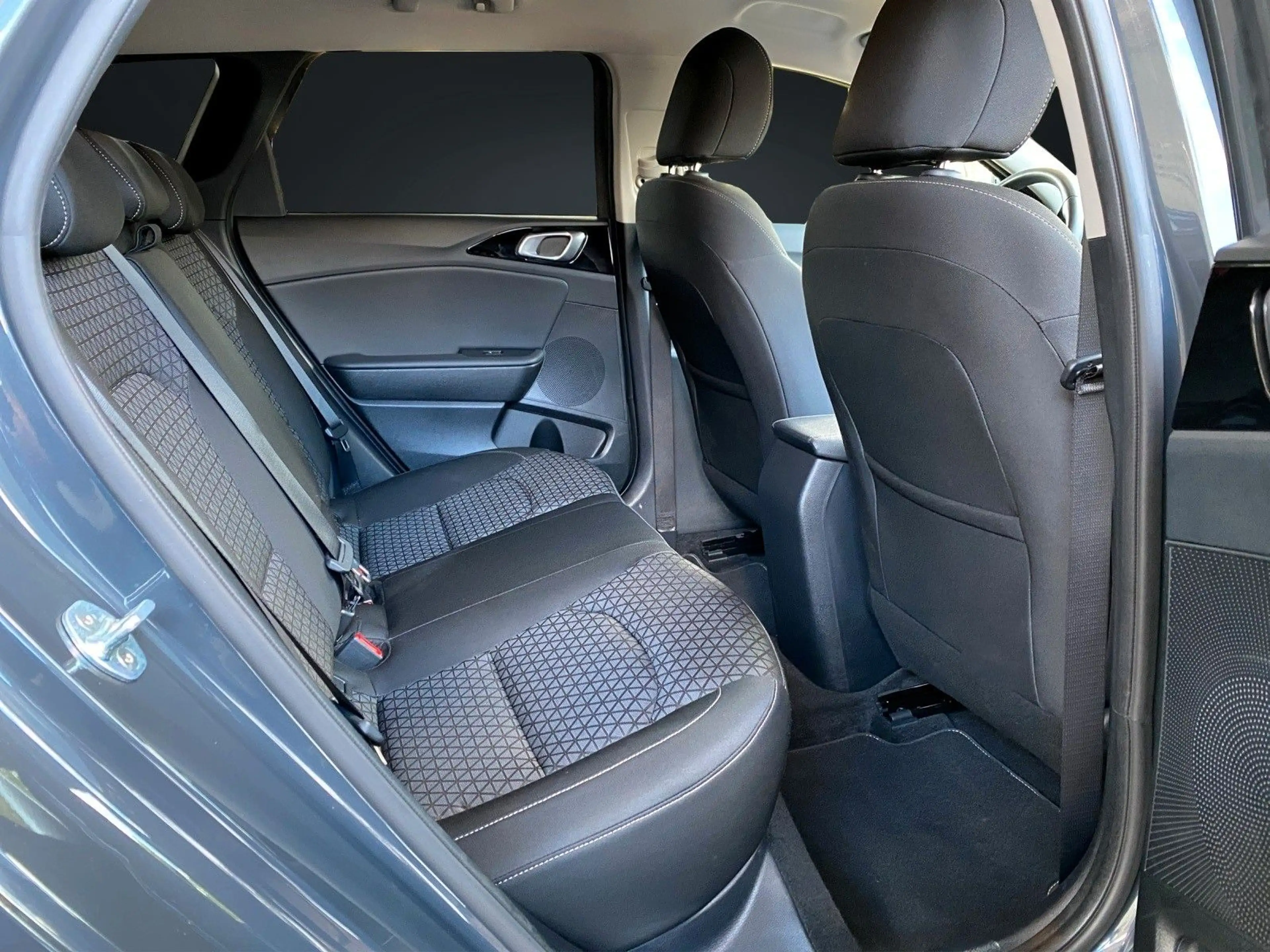 Kia Ceed SW / cee'd SW Cee'd SPORTWAGON VISION NAVI-KAMERA-AUTOMATIK — photo 15