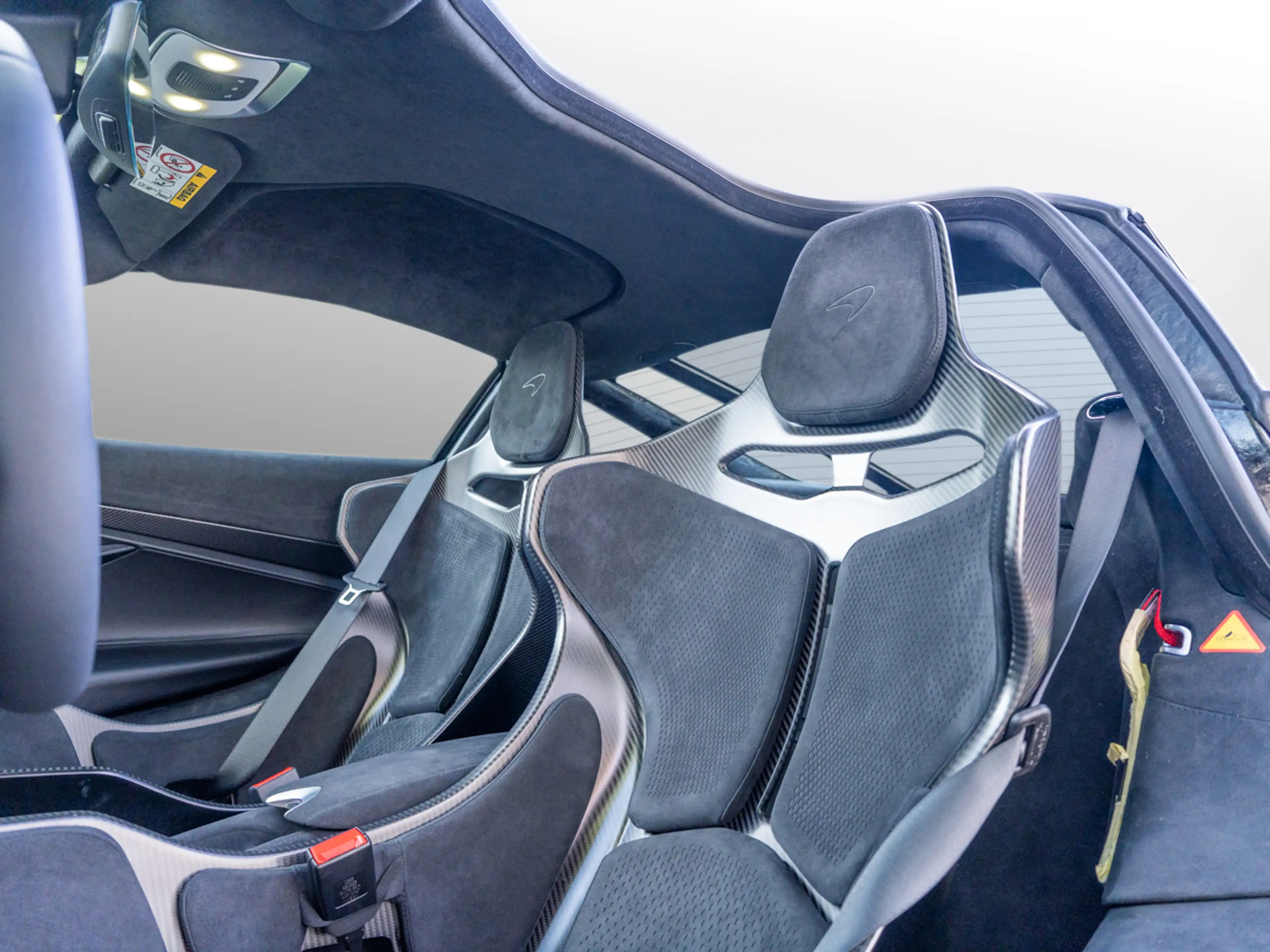 McLaren 750S Performance/CF R-Seat/360°/CF Fenders — photo 9