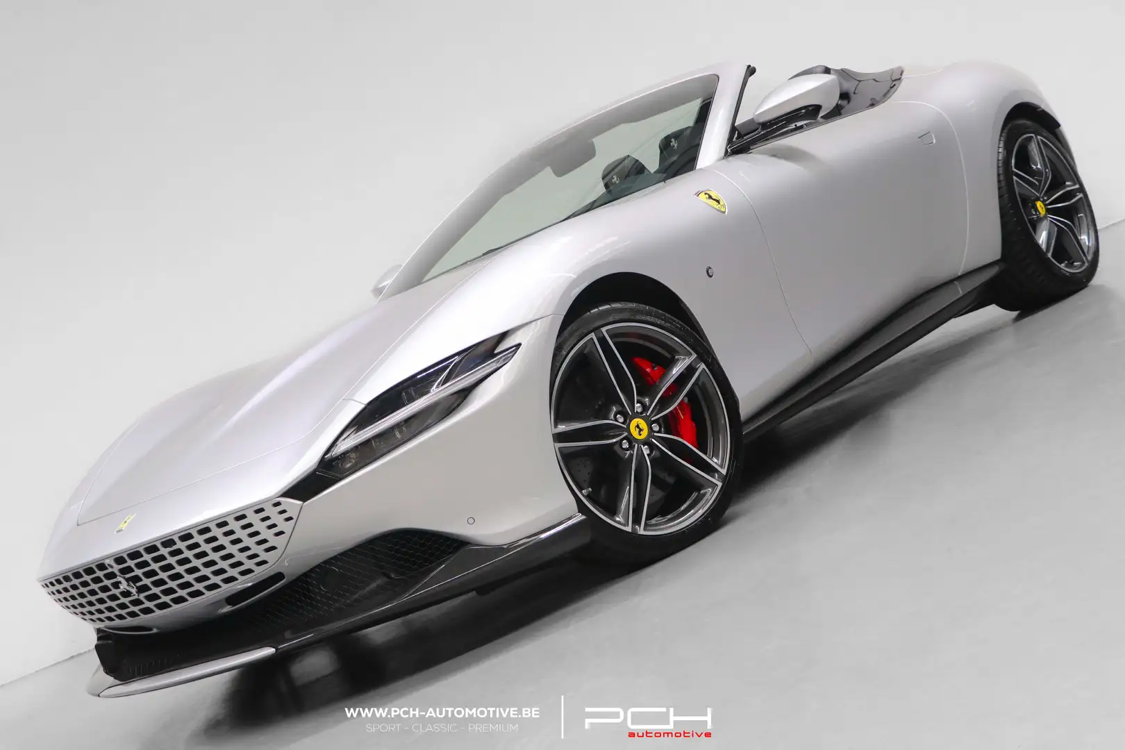 Ferrari Roma Spider 3.9 V8 Bi-Turbo 620cv + CARBONE Silber - 1