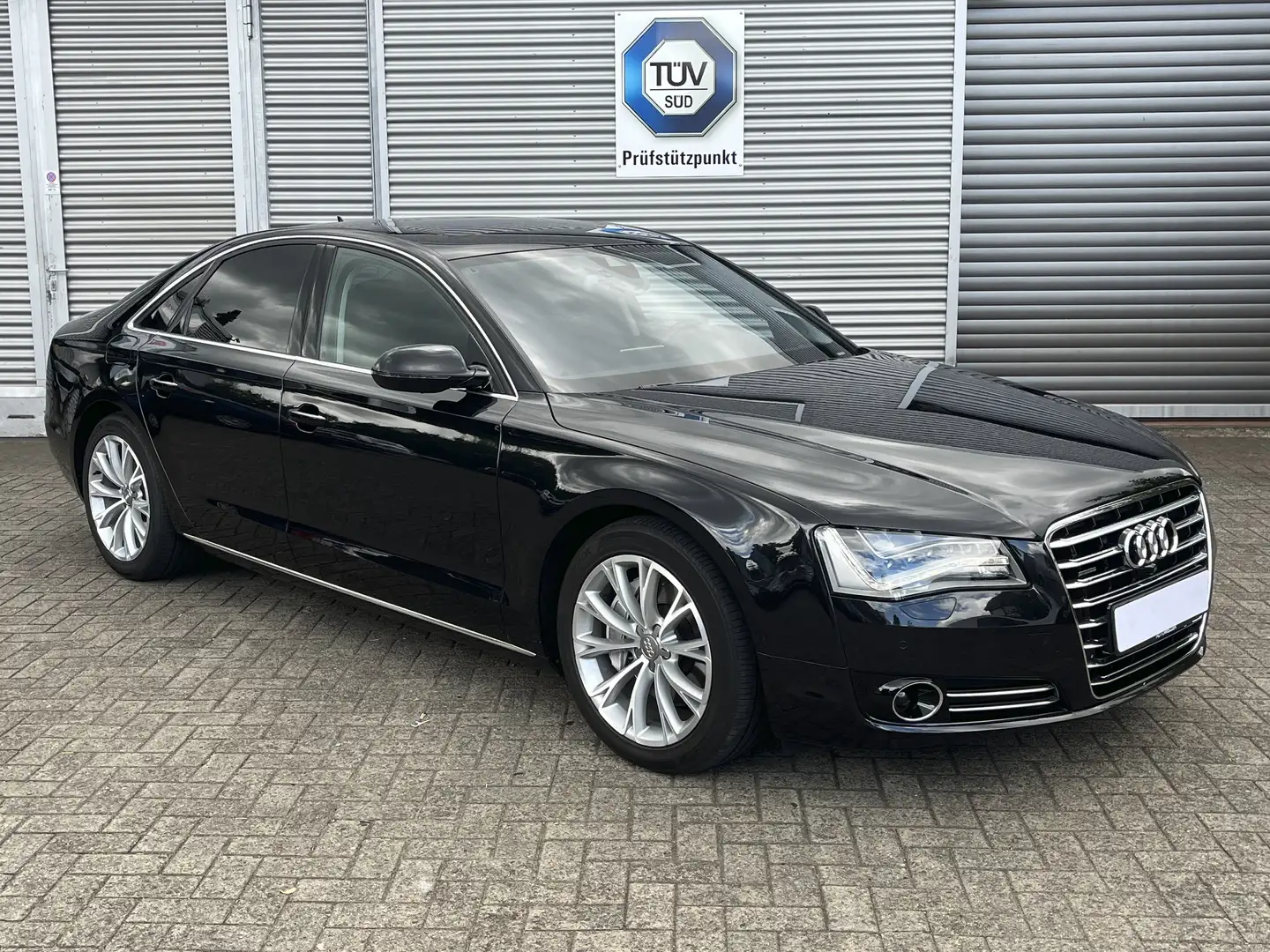 Audi A8 3.0 TDI quattro LED*BOSE*360° Schwarz - 1
