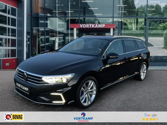 Volkswagen Passat Variant 1.4 TSI DSG GTE CAMERA/ACC/TREKHAAK/NAVI/CARPLAY/E