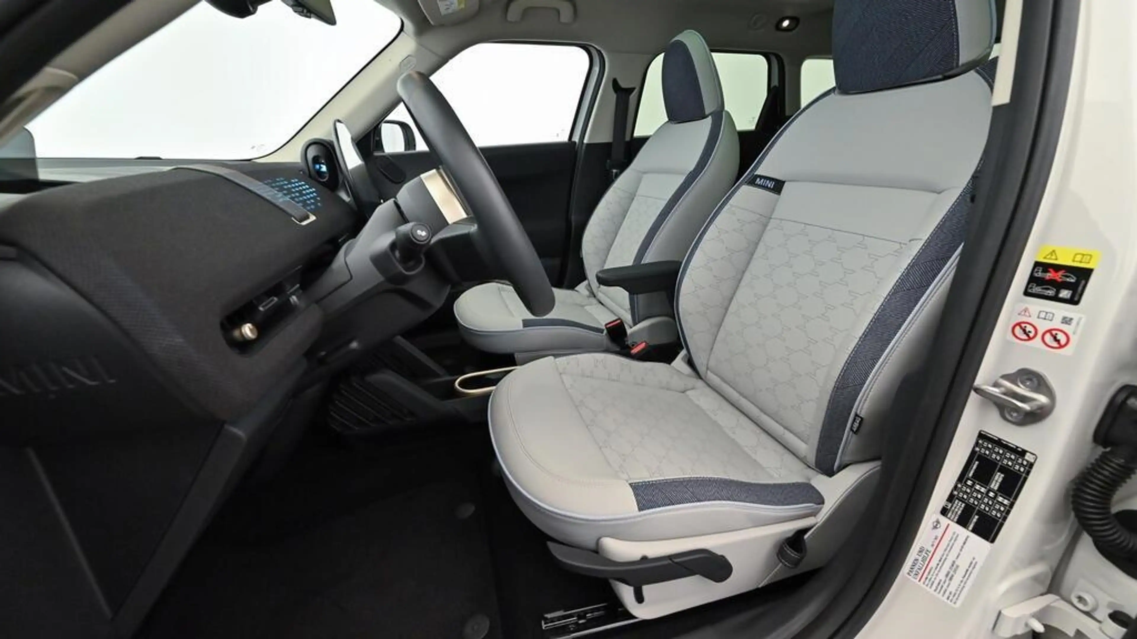 MINI Aceman SE — photo 12