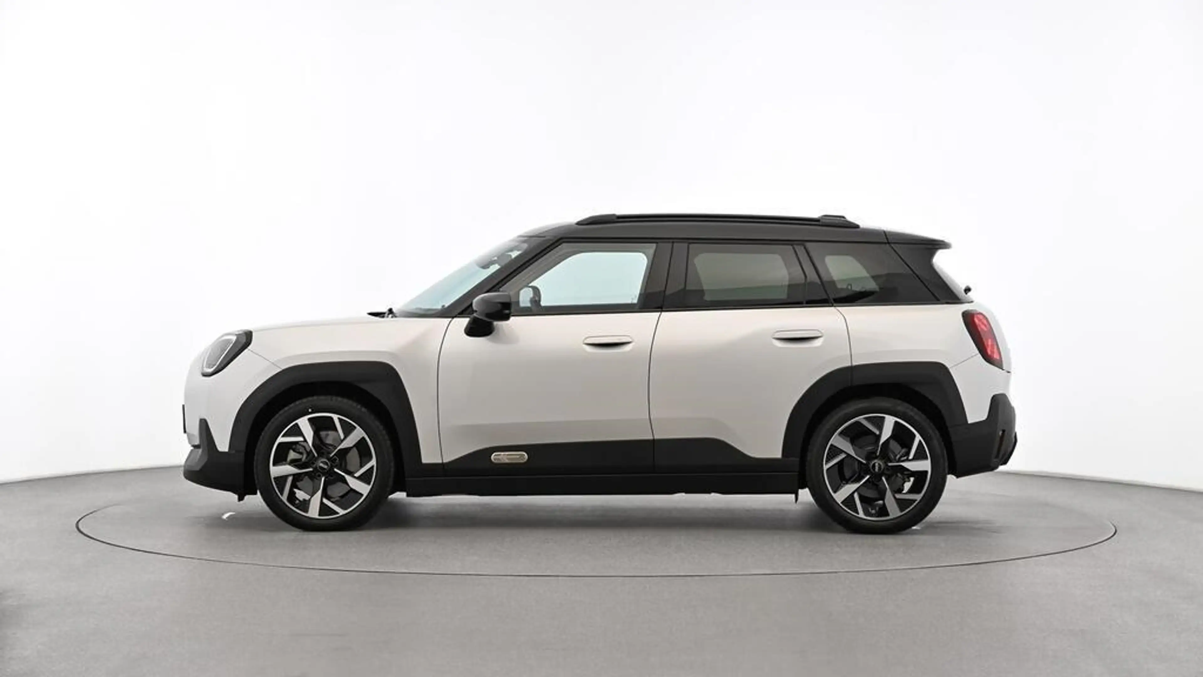 MINI Aceman SE — photo 5