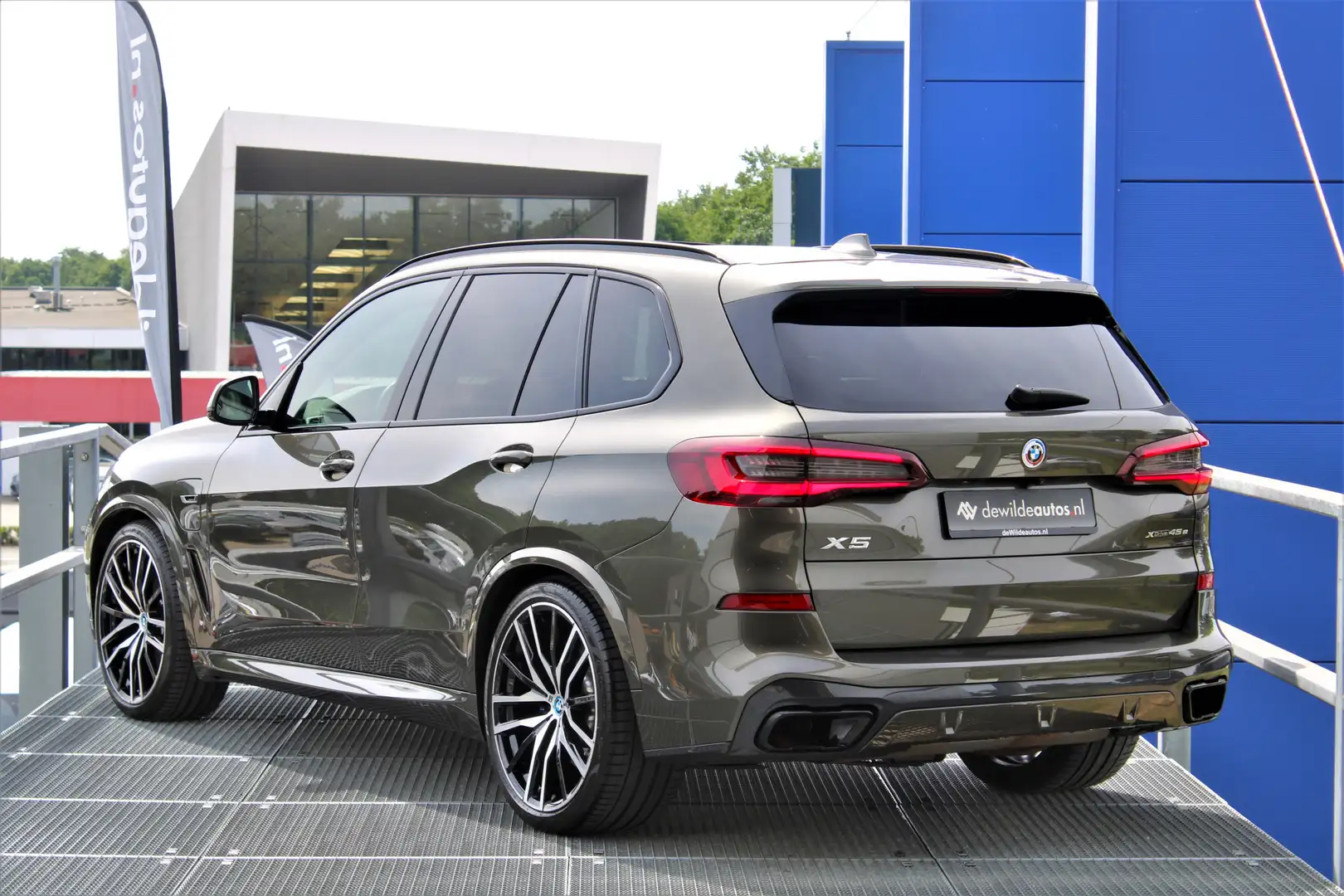 BMW X5 xDrive45e M-sport 394pk Pano Trekhaak SkyLounge 4- Green - 2