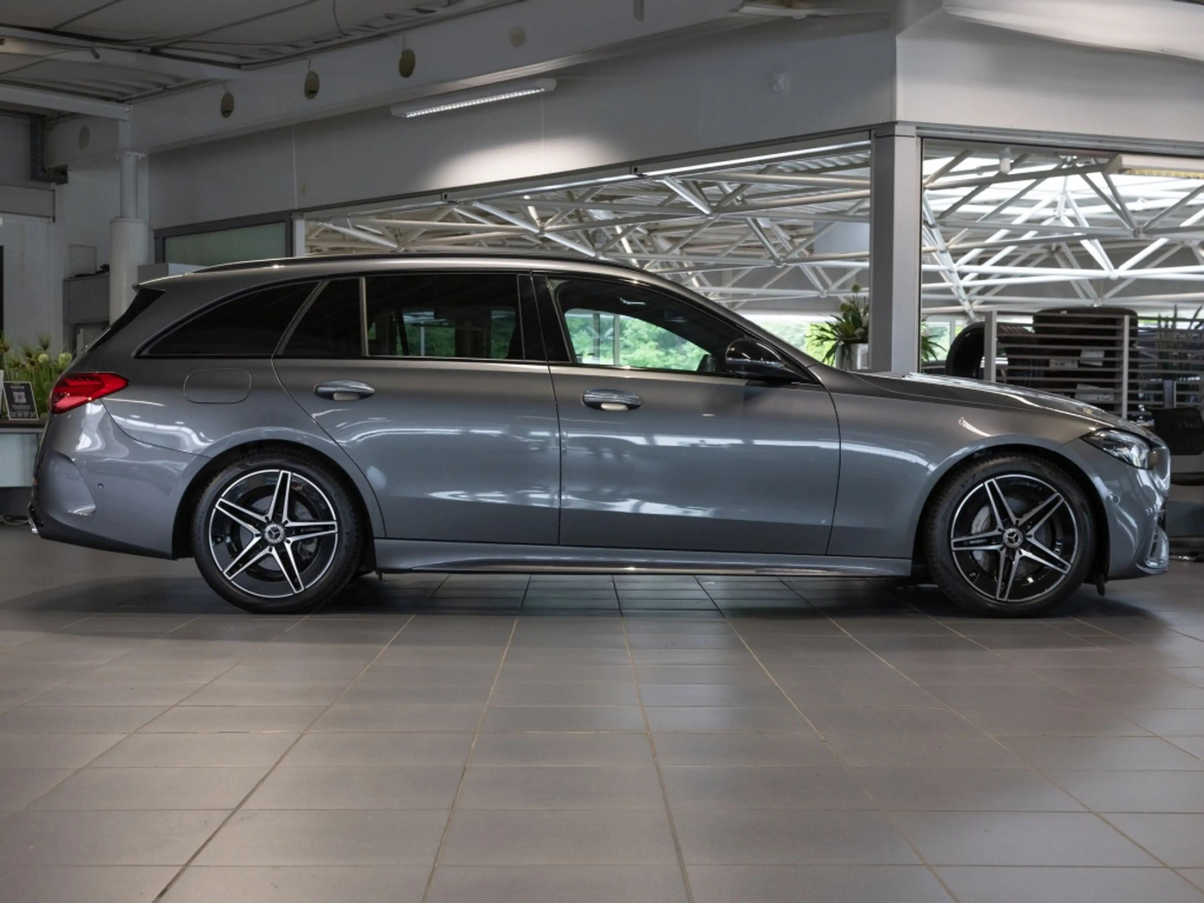 Mercedes-Benz C 300 T d ,  AMG BURM NIGHT MEMO 360 DISTR SPUR — photo 4