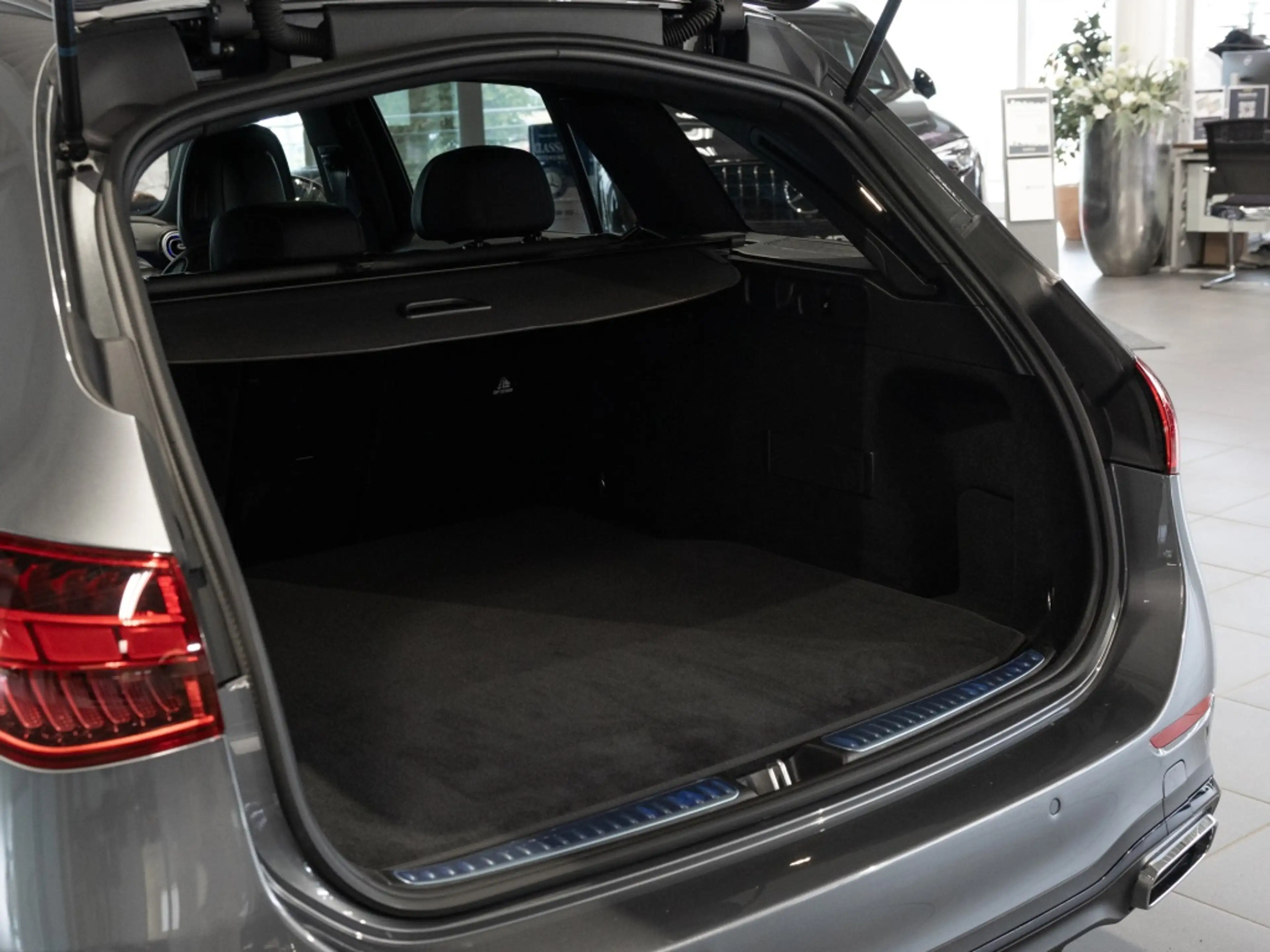 Mercedes-Benz C 300 T d ,  AMG BURM NIGHT MEMO 360 DISTR SPUR — photo 10