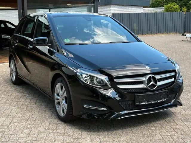 Mercedes-Benz B-Class view 4