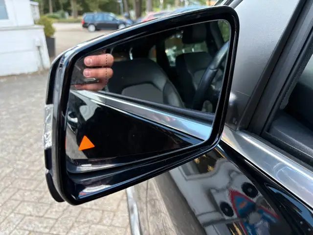 Mercedes-Benz B-Class view 15