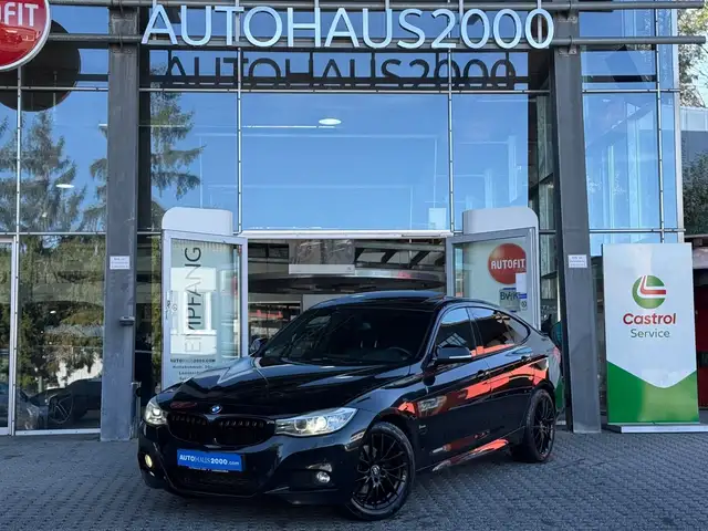 BMW 330 /M-SPORT/INNOVATION/PANO