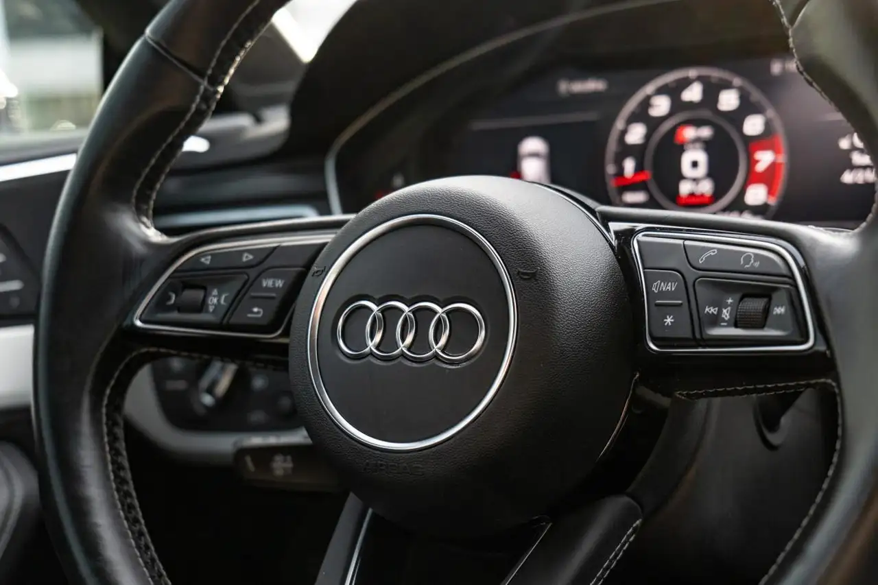 Audi S5 снимка Audi S5