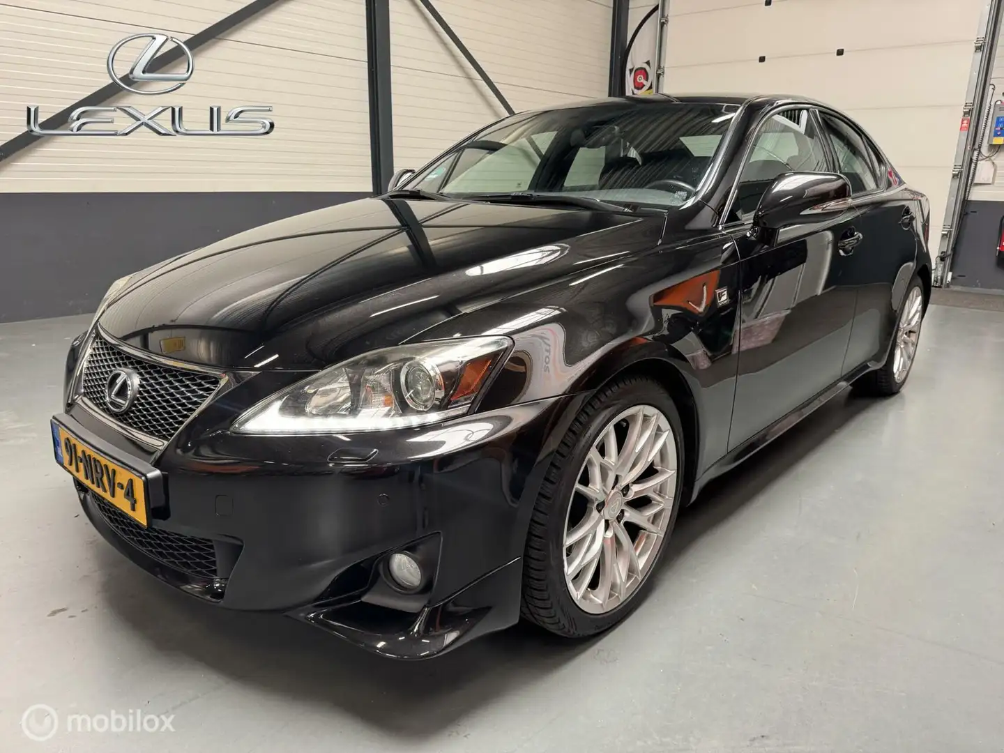 Lexus IS 250 V6-2.5 F-Sport Line Orig-Ned|Dealer Auto! Noir - 1