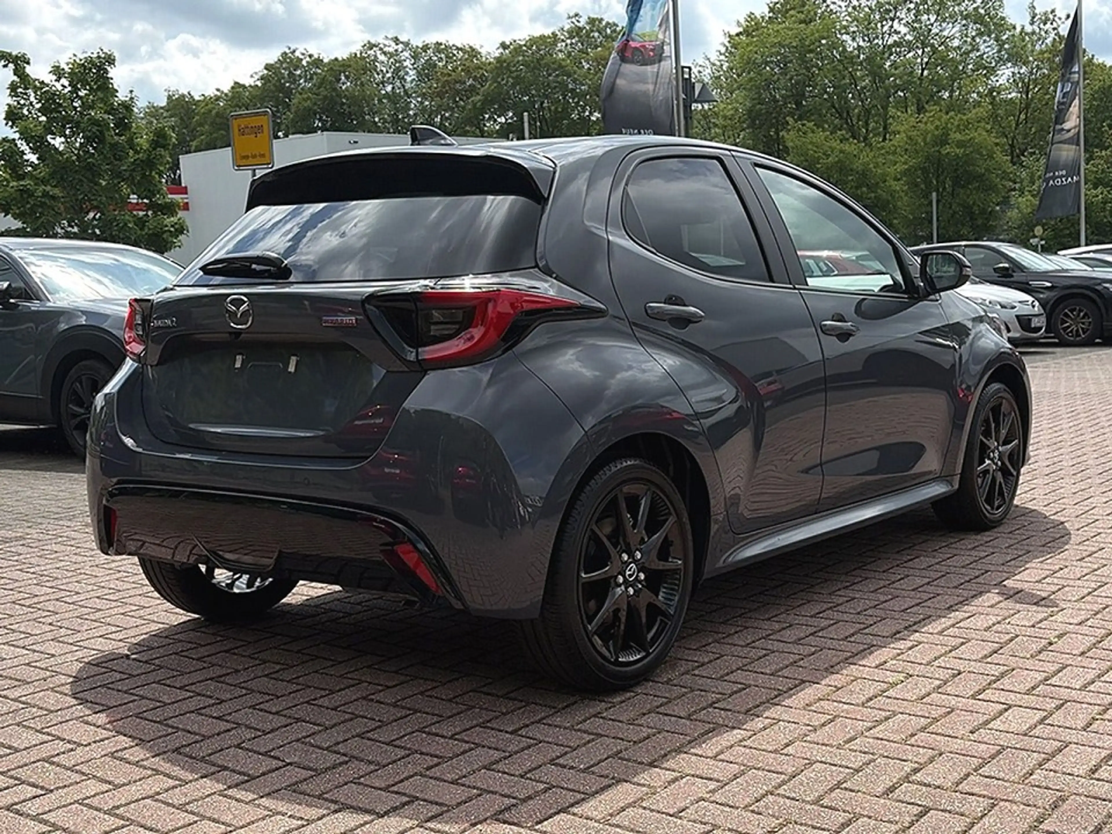 Mazda 2 Hybrid 1.5 Homura *Klimaautomatik*Rückfahrkamera* — photo 3