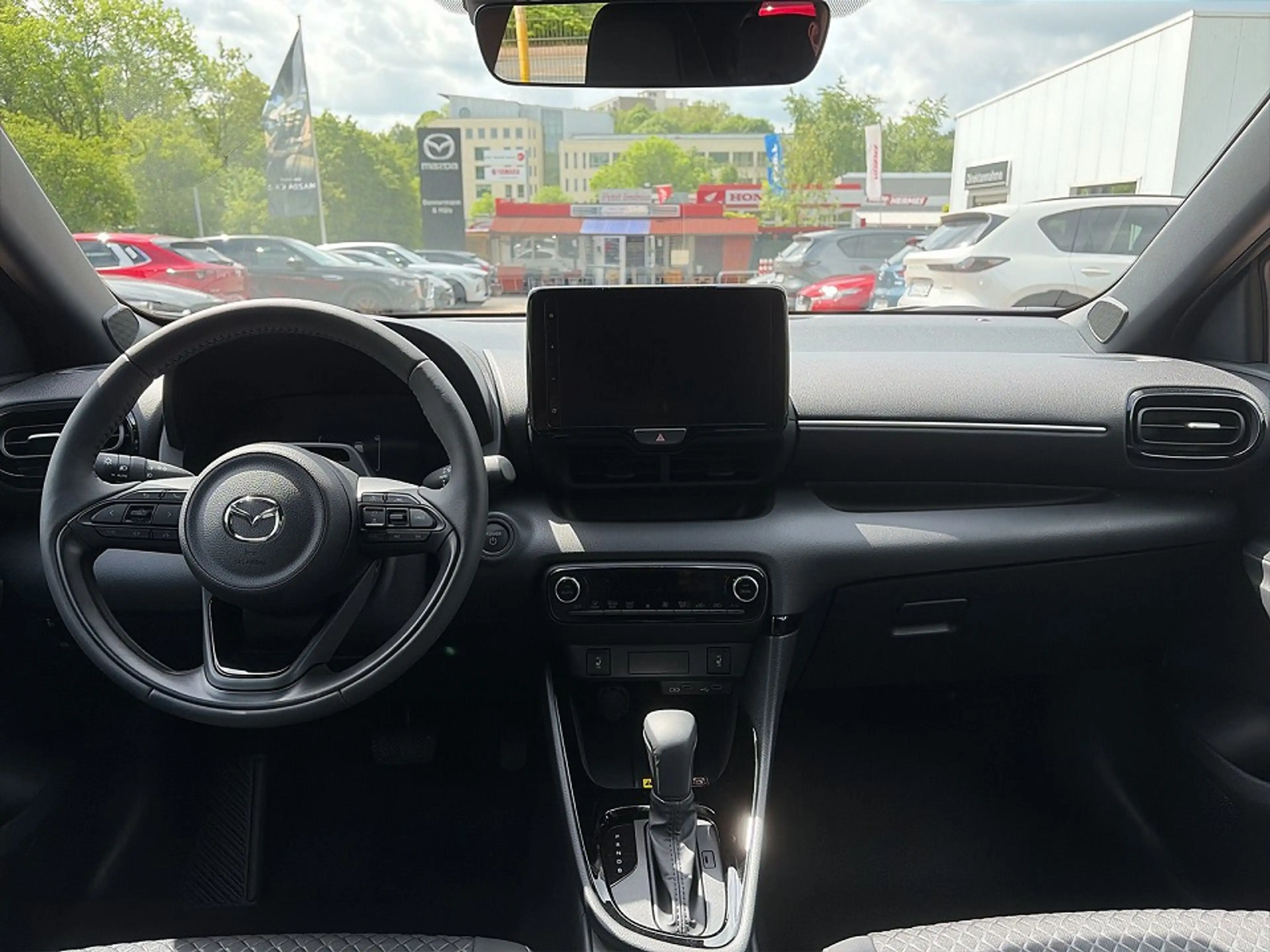 Mazda 2 Hybrid 1.5 Homura *Klimaautomatik*Rückfahrkamera* — photo 6