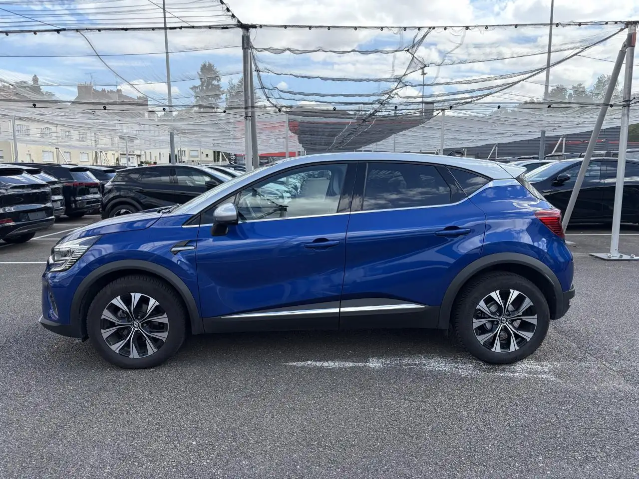 Renault Captur — photo 2