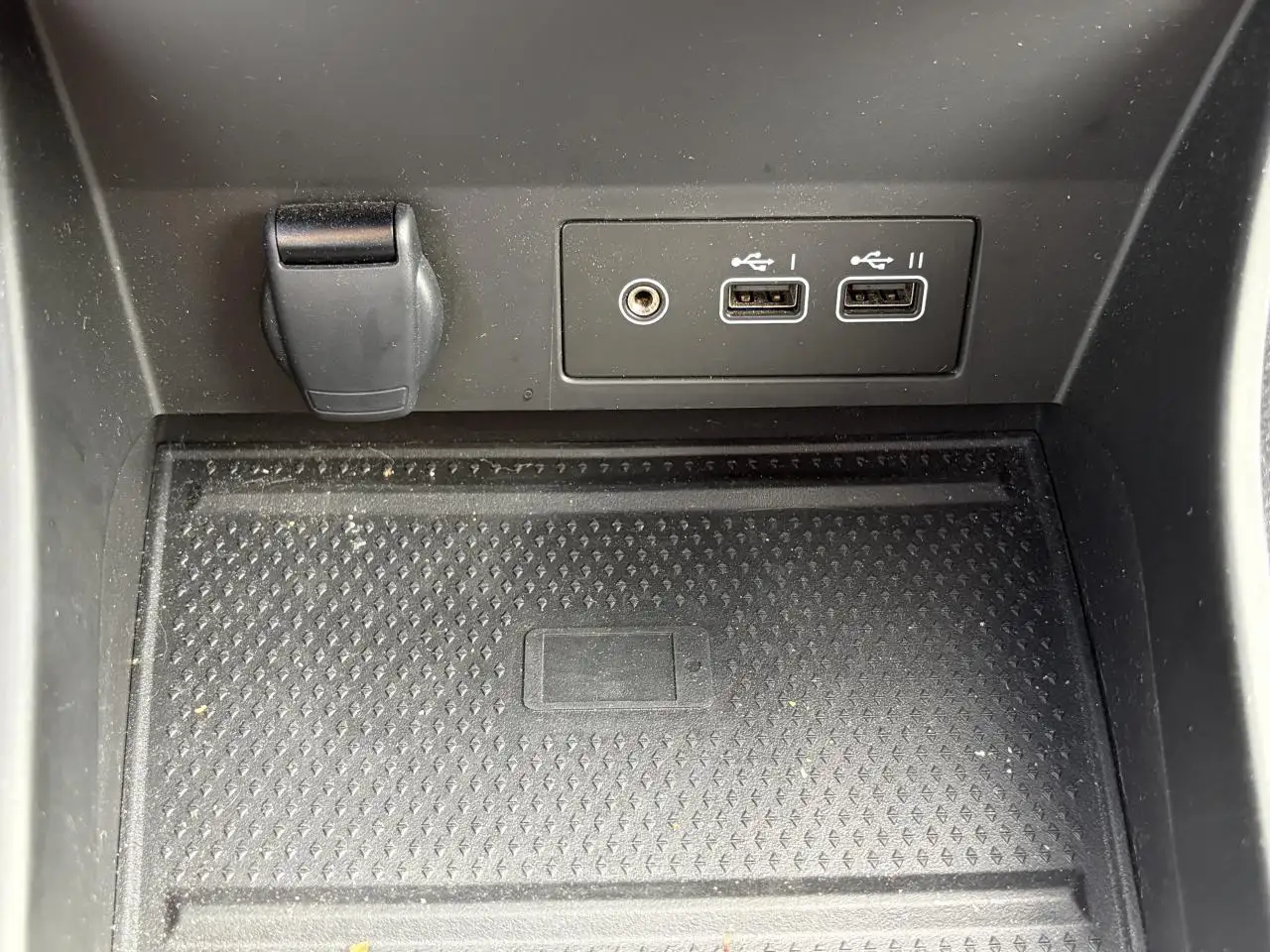 Renault Captur — photo 35
