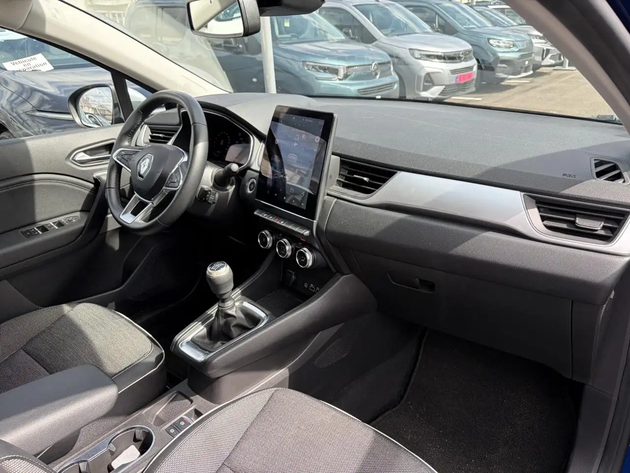 Renault Captur — photo 6