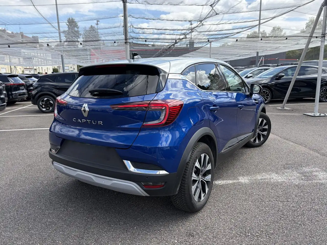 Renault Captur — photo 3