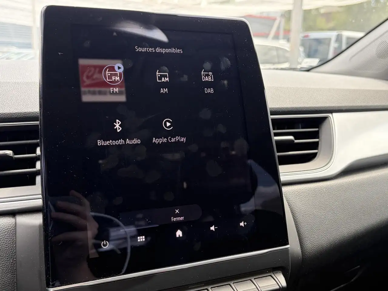 Renault Captur — photo 18