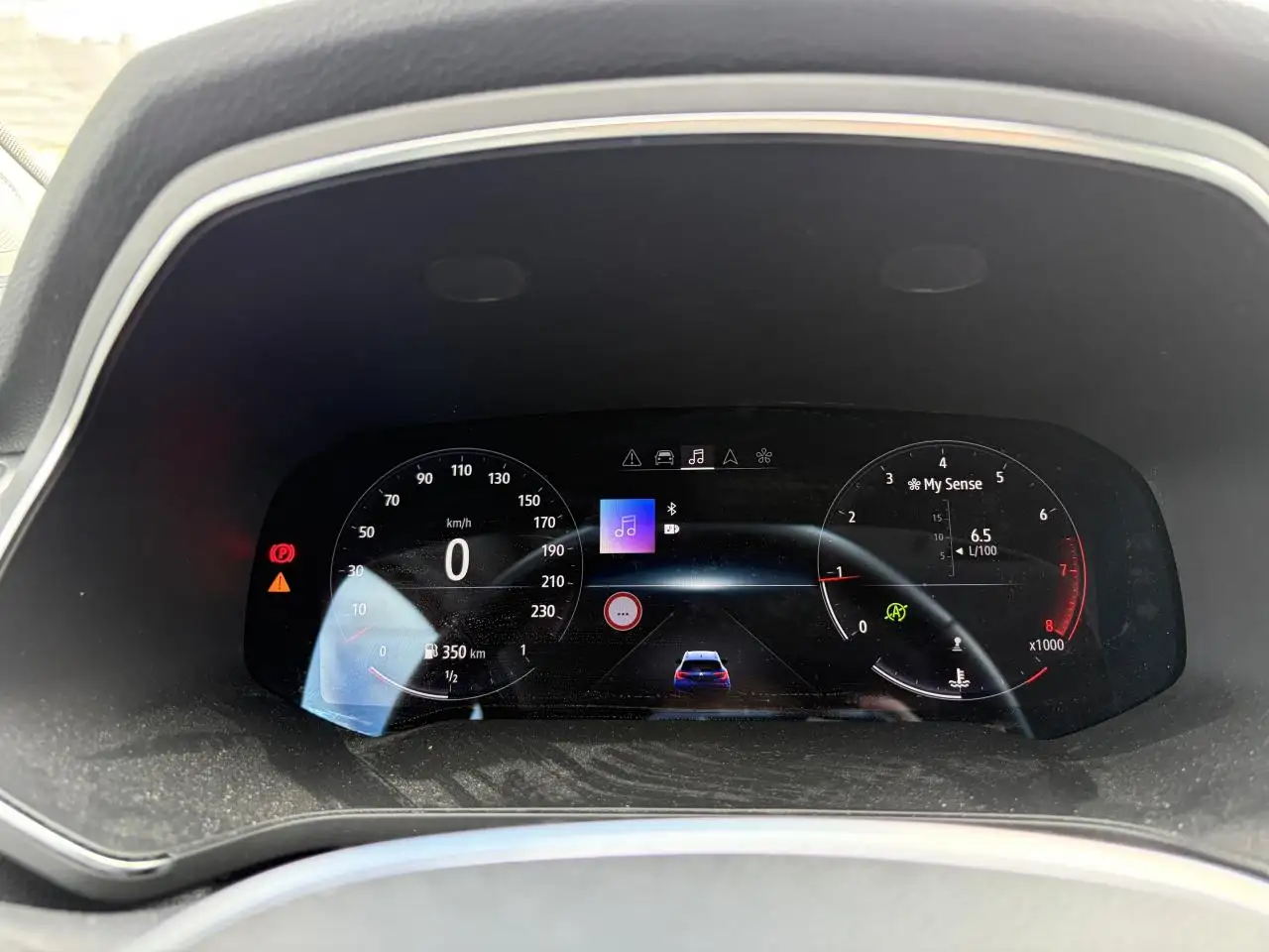 Renault Captur — photo 32