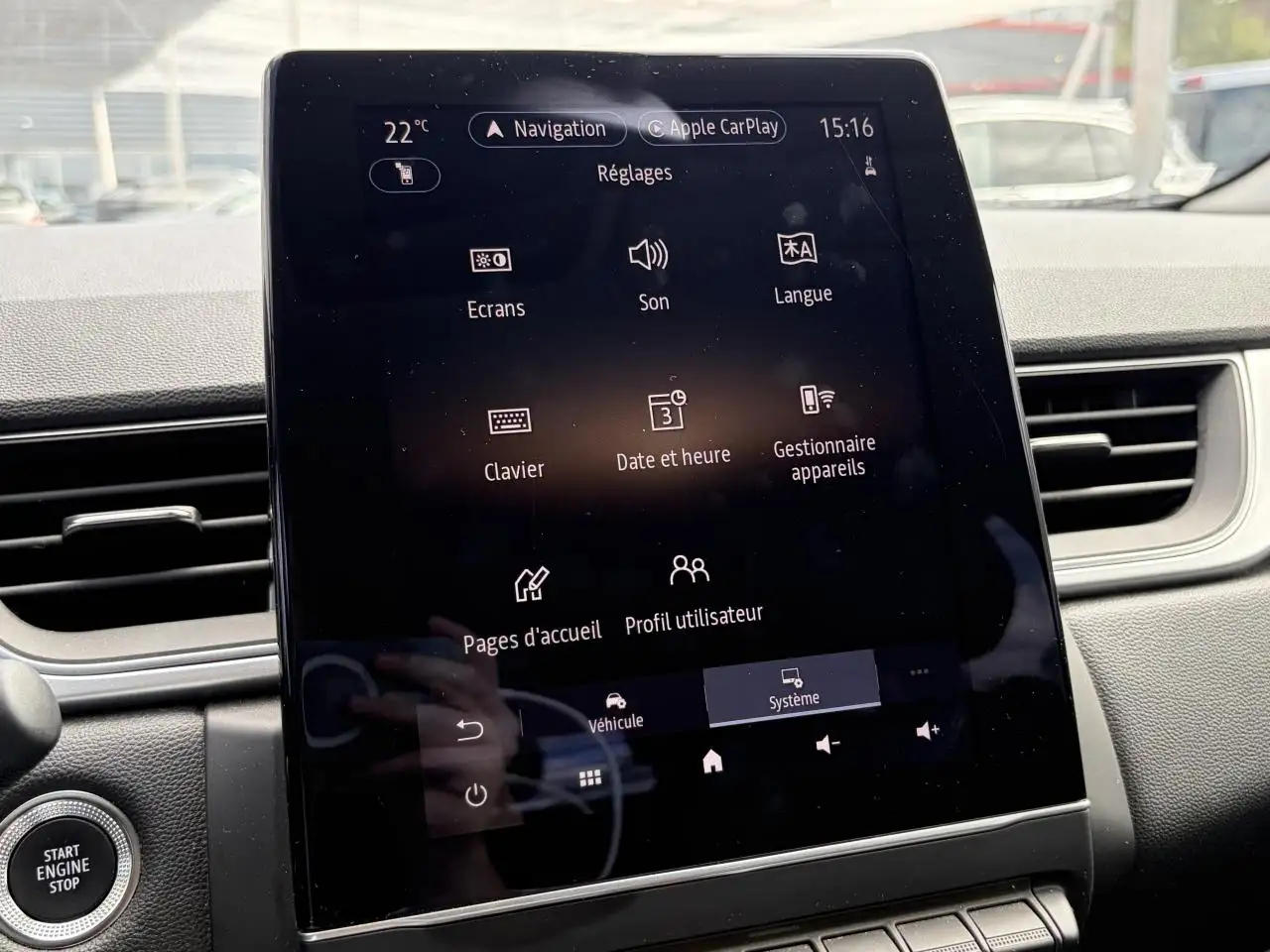 Renault Captur — photo 29