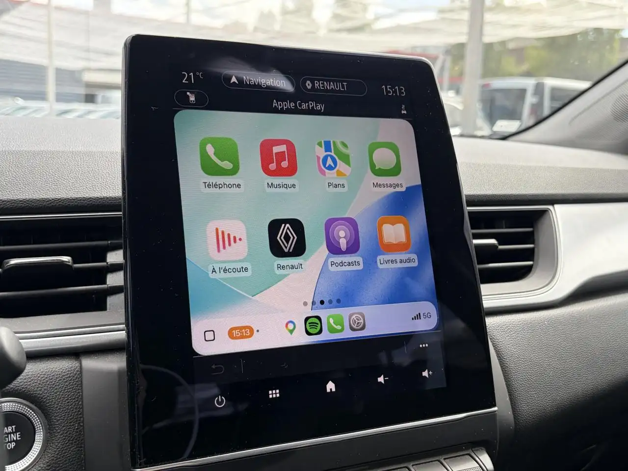 Renault Captur — photo 10