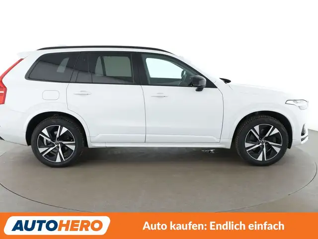 Volvo XC90 view 7
