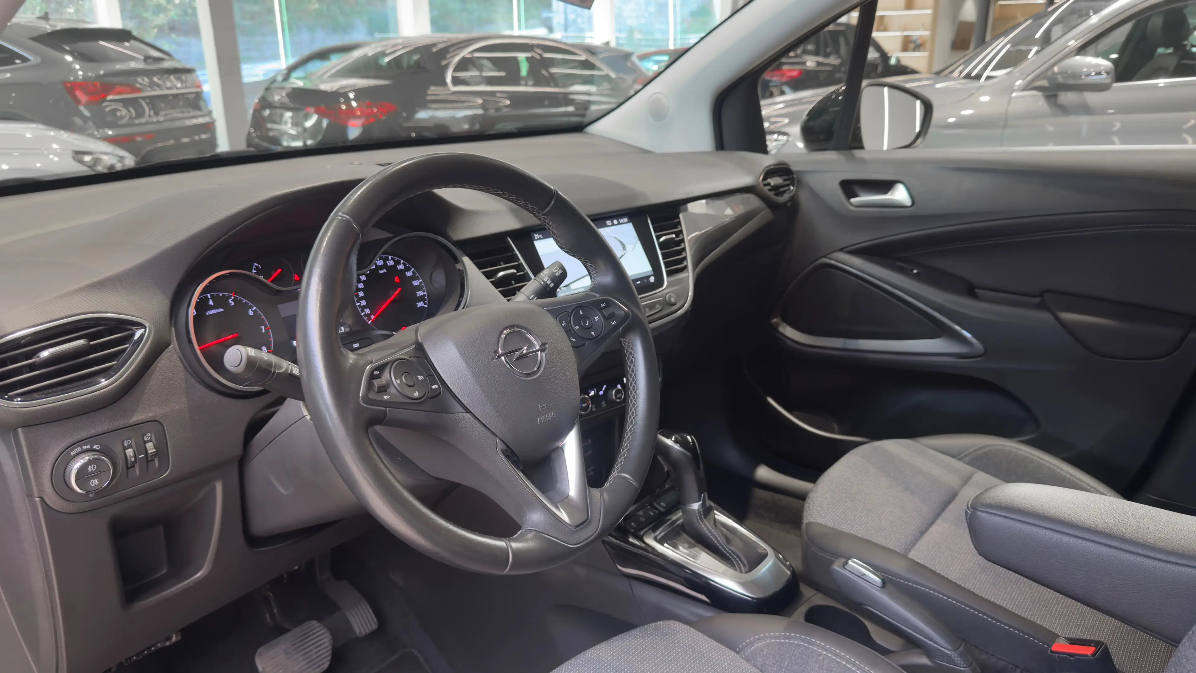 Opel Crossland 1.2**BOITE AUTO**GPS**LED**GARANTIE 12 MOIS — photo 12