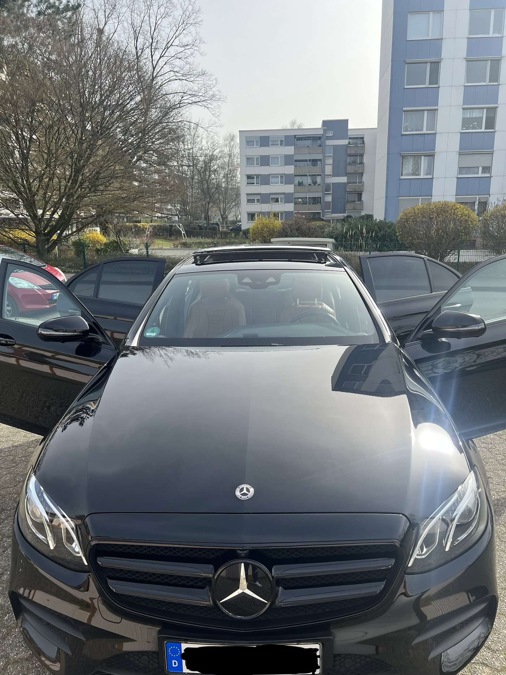 Second hand Mercedes Benz E-Class 300